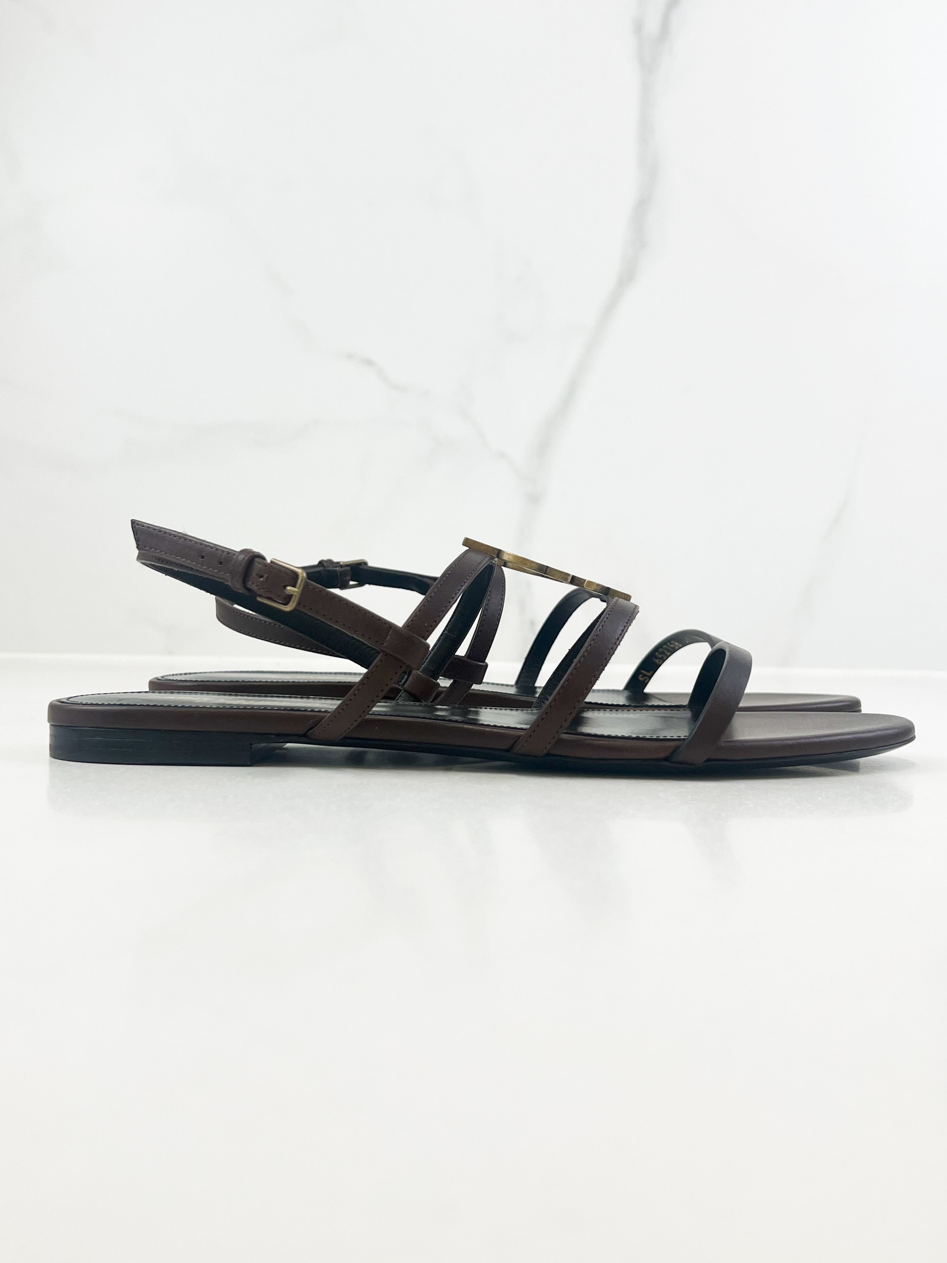 Saint Laurent Cassandra Flat Sandal in Chocolate Patent Leather Size 41