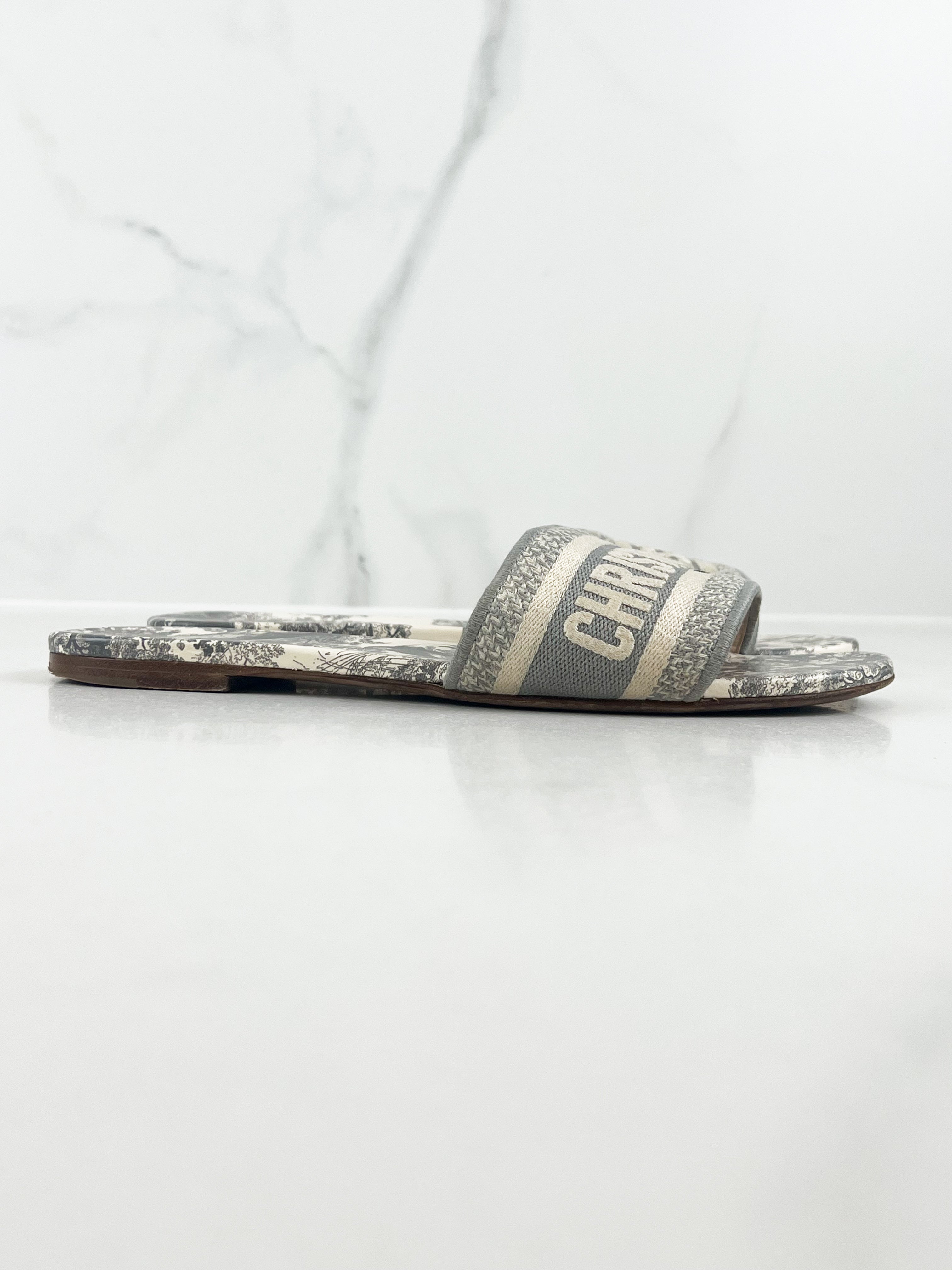 Christian Dior Grey Dway Slides Size 38