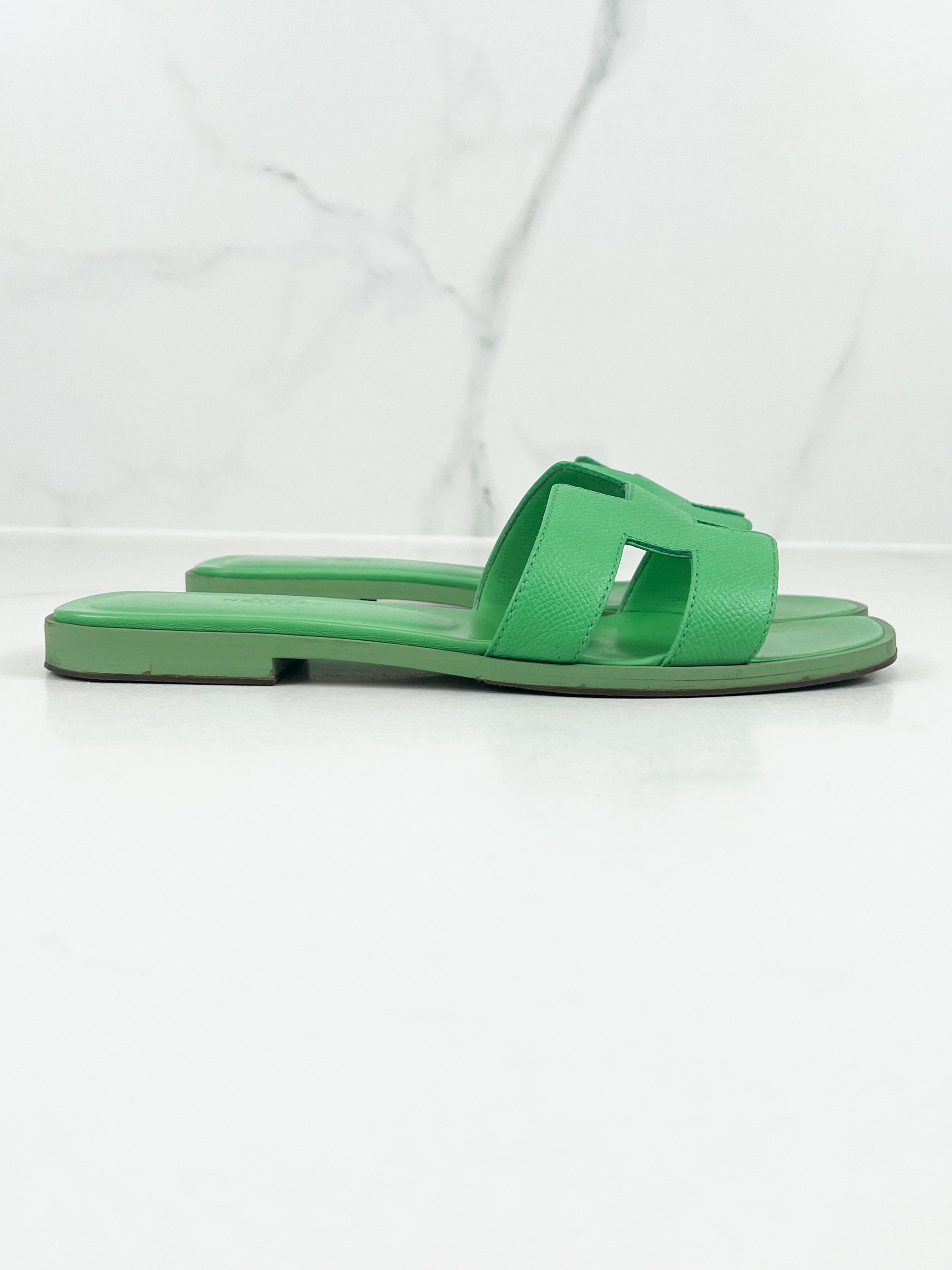 Hermes Oran Sandal in Green Epson Calfskin Size 37.5