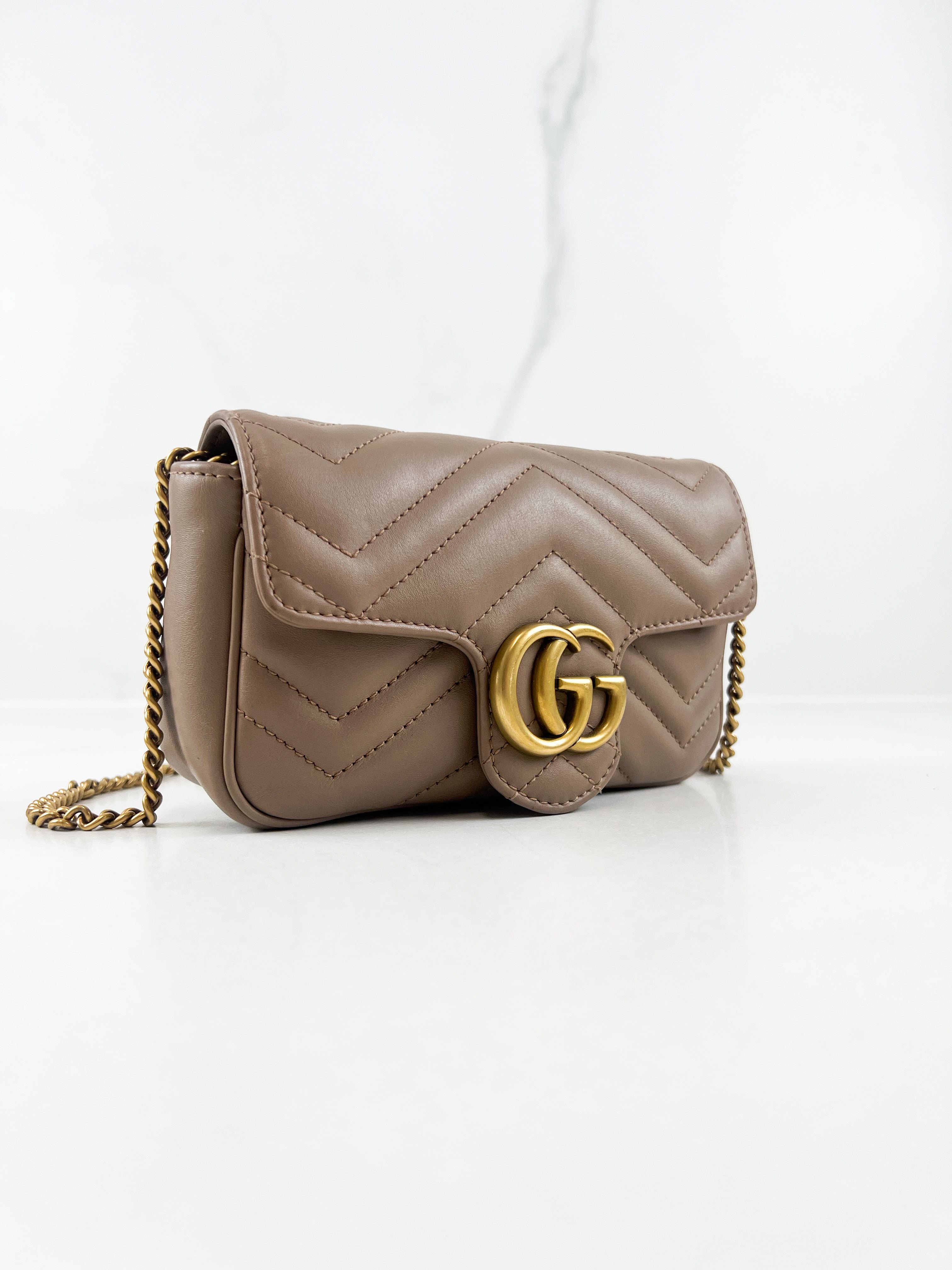 Gucci GG Marmont Matelasse Super Mini Bag
