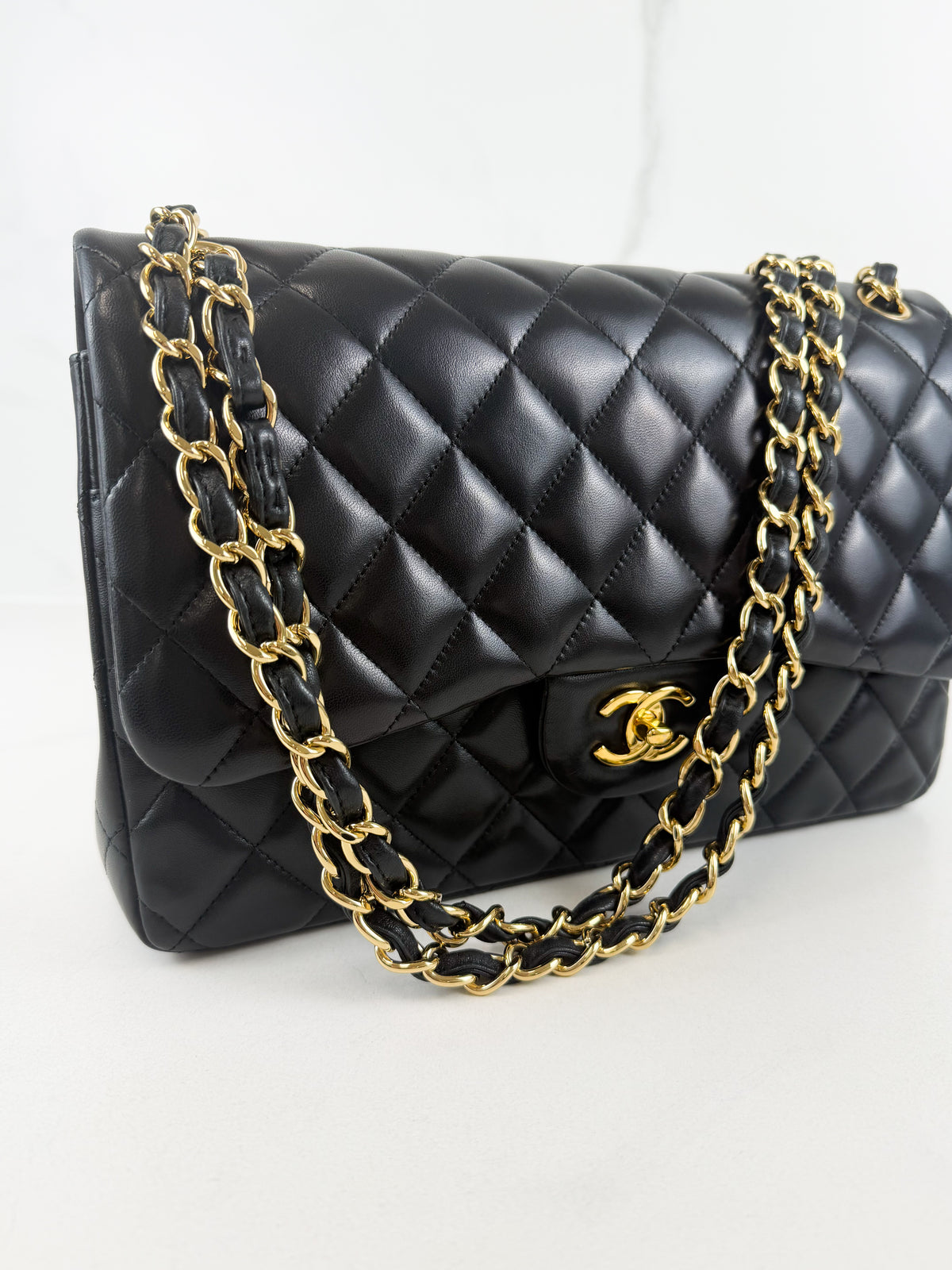 Chanel Jumbo Black Classic Double Flap Calfskin Shoulder Bag with GHW
