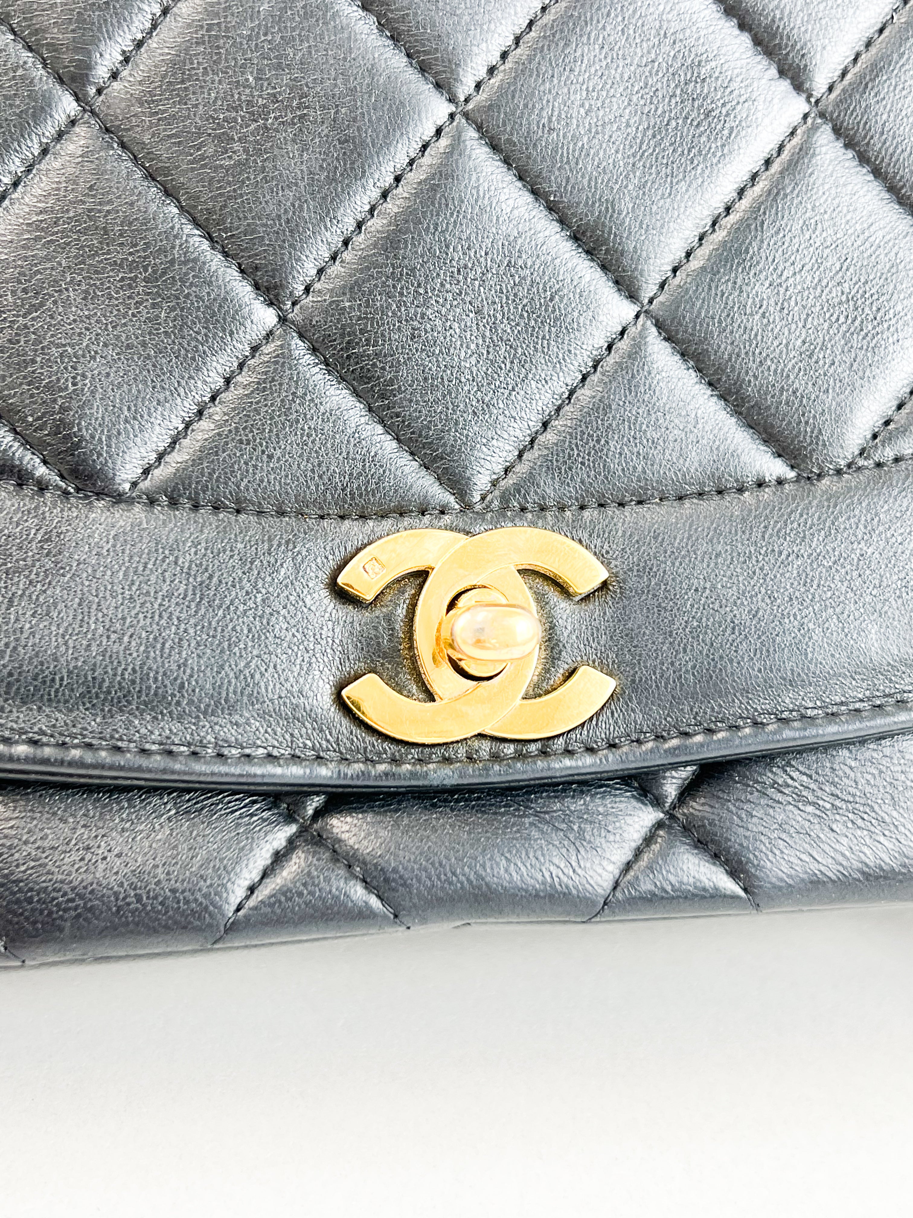 Chanel Vintage Diana Flap Medium Lambskin
