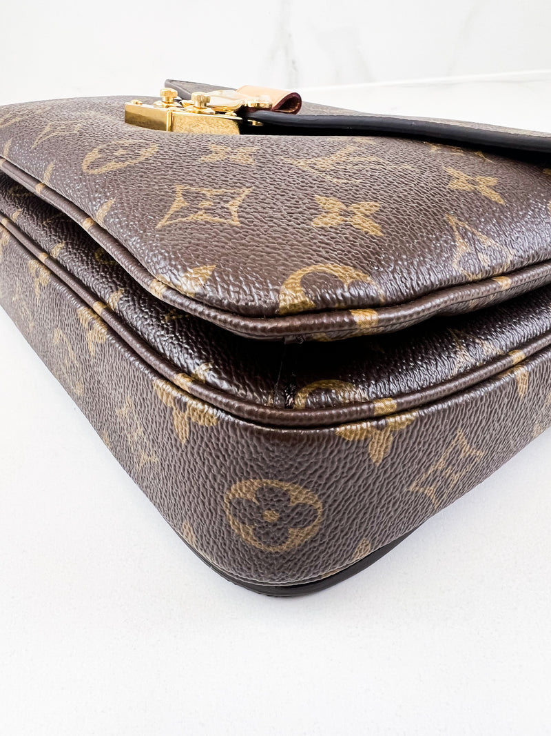 Louis Vuitton Monogram Canvas Pochette Metis