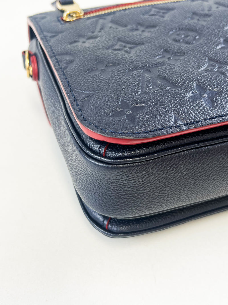 Louis Vuitton Pochette Metis in Marine Rouge