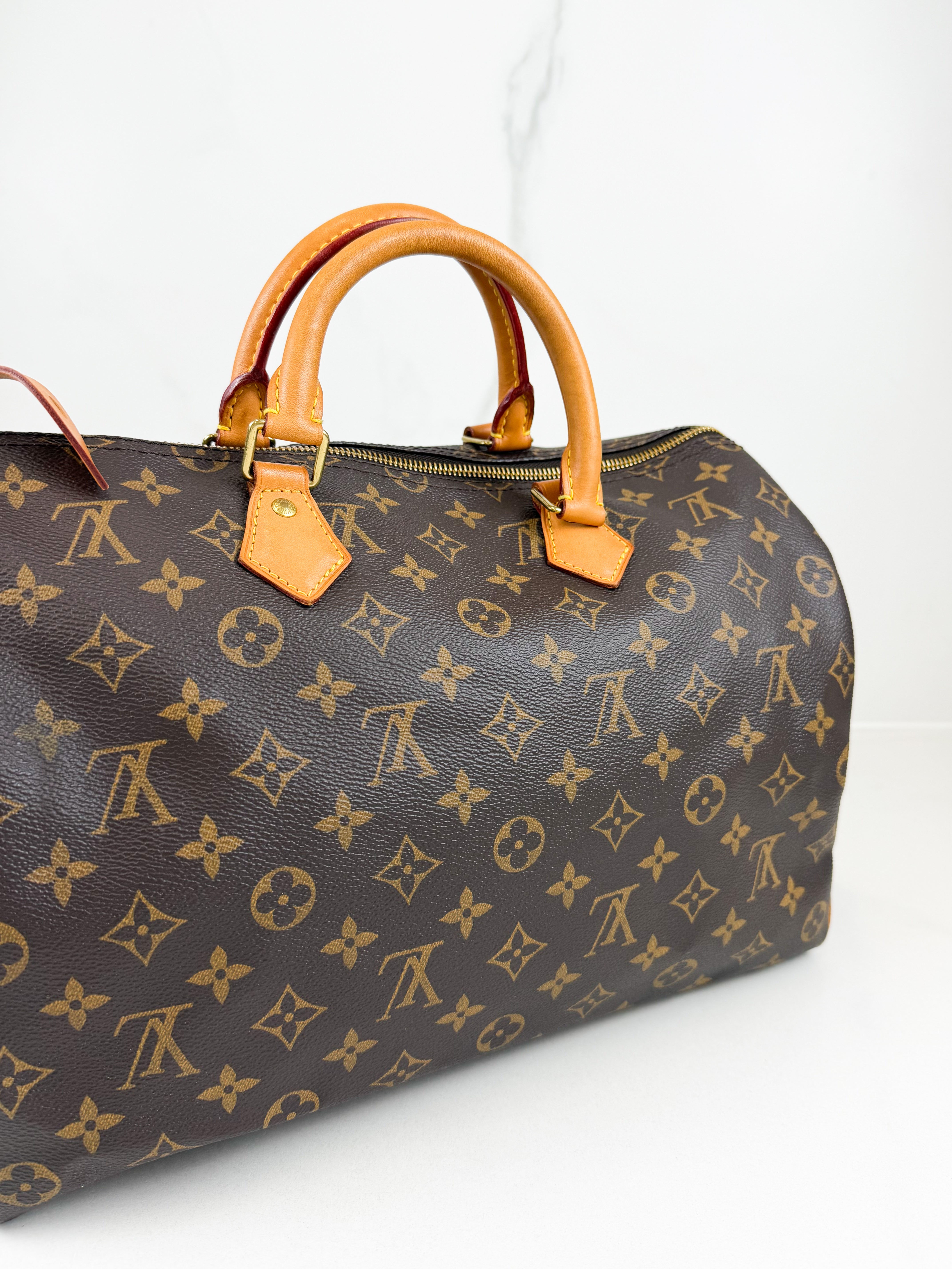 Louis Vuitton Speedy 35 Monogram Canvas