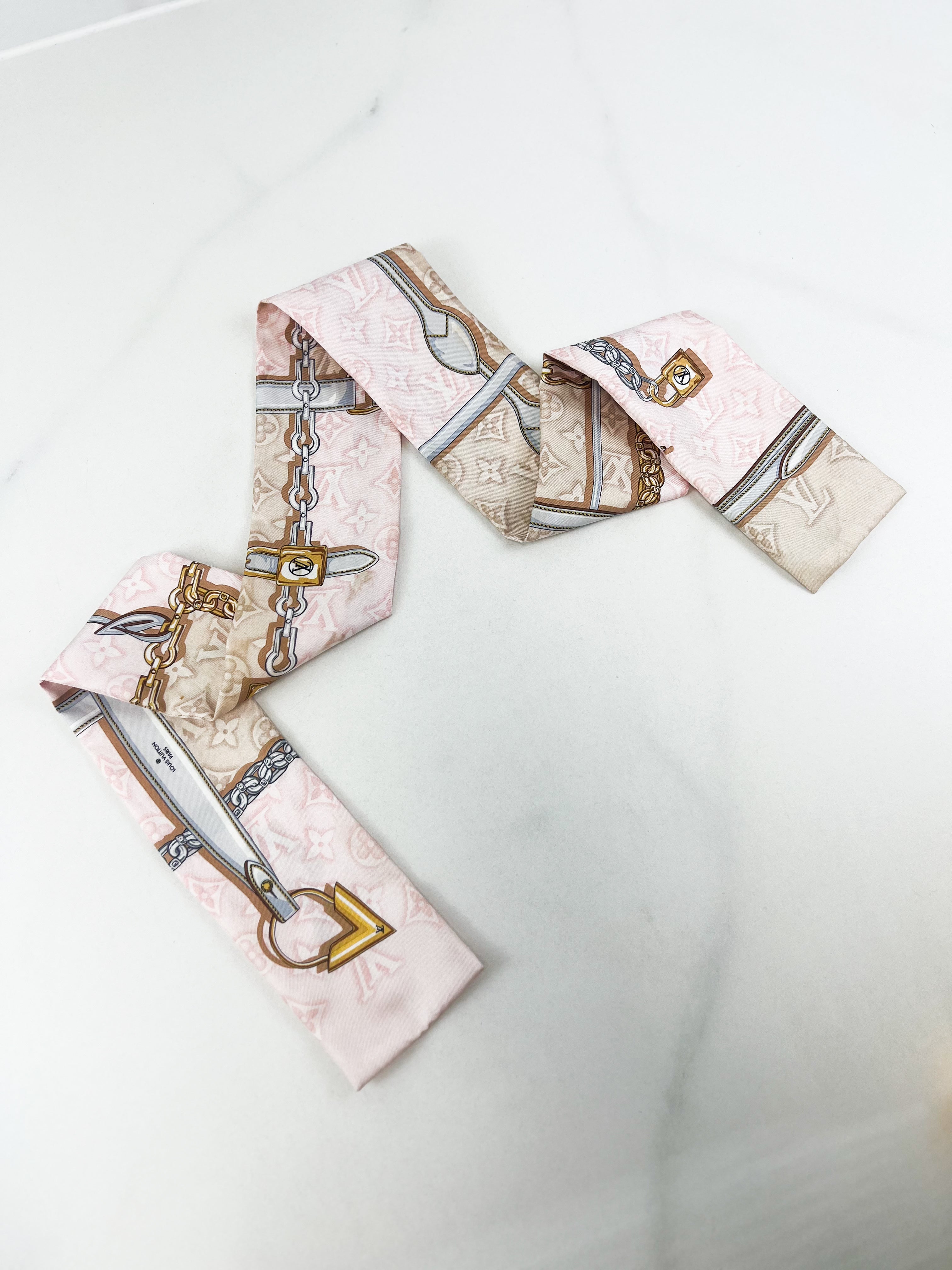 Louis Vuitton Confidential Bandeau Rose Clair Twilly