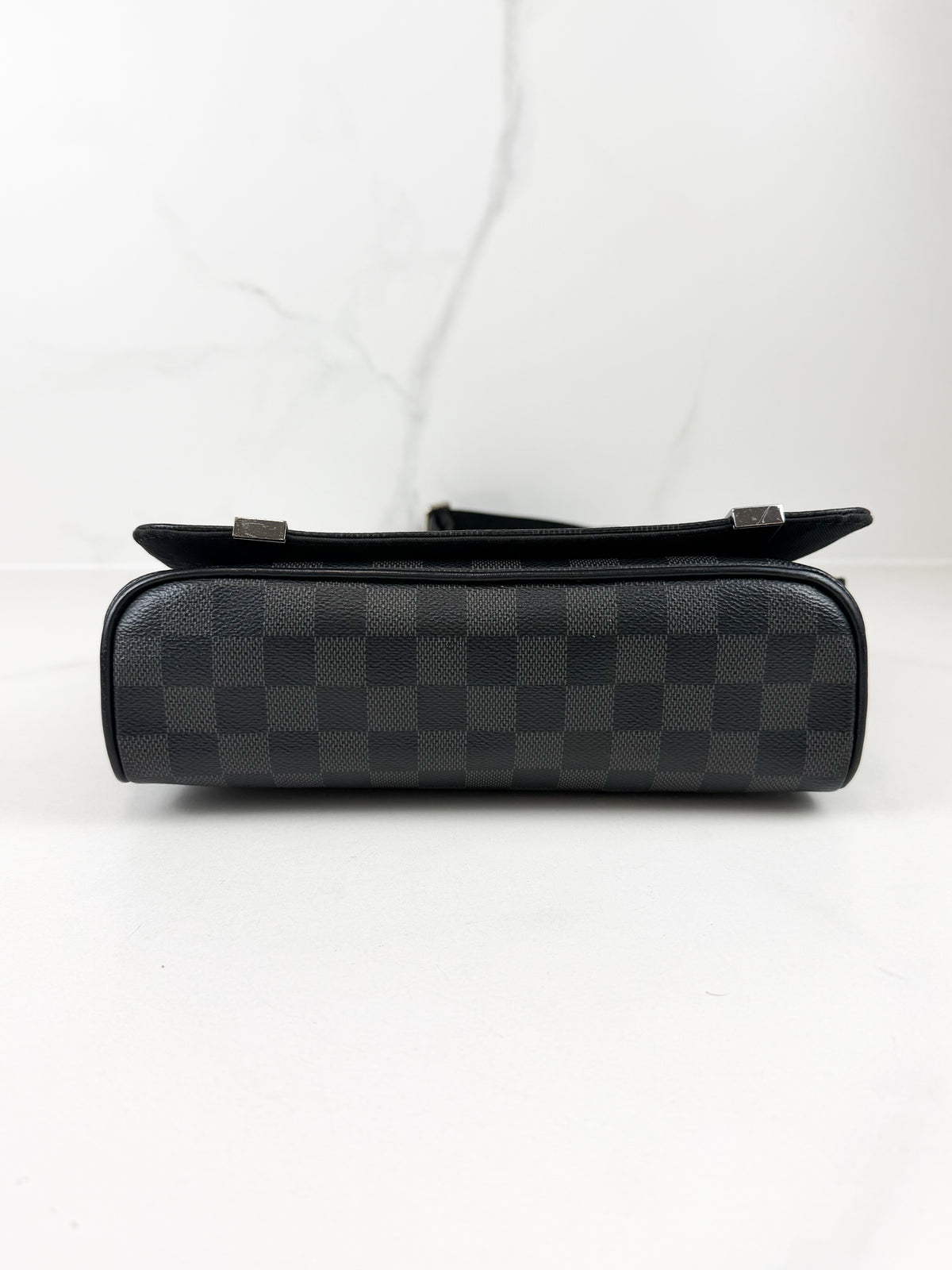 Louis Vuitton Damier Graphite District Messenger Bag