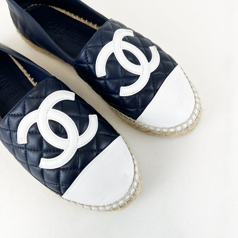Chanel CC Leather Navy/White Espadrille Size 38