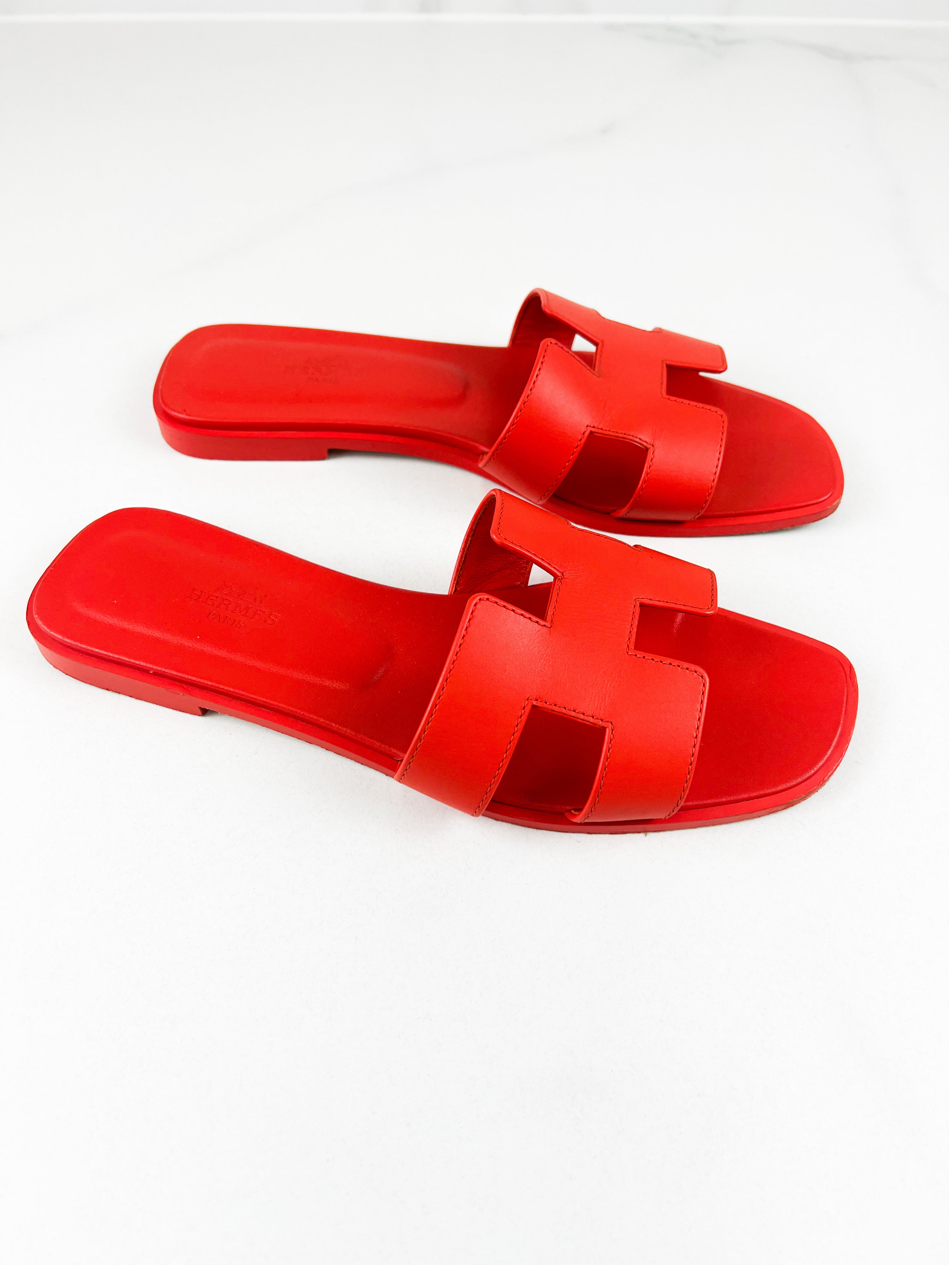 Hermes Oran Sandal in Rouge Grenadine Calfskin 39