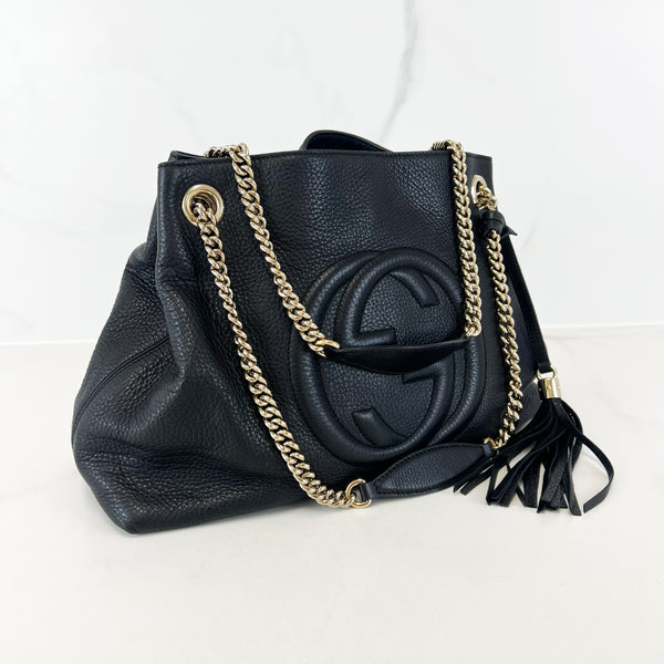Gucci Medium Soho Grained Leather Bag in Black
