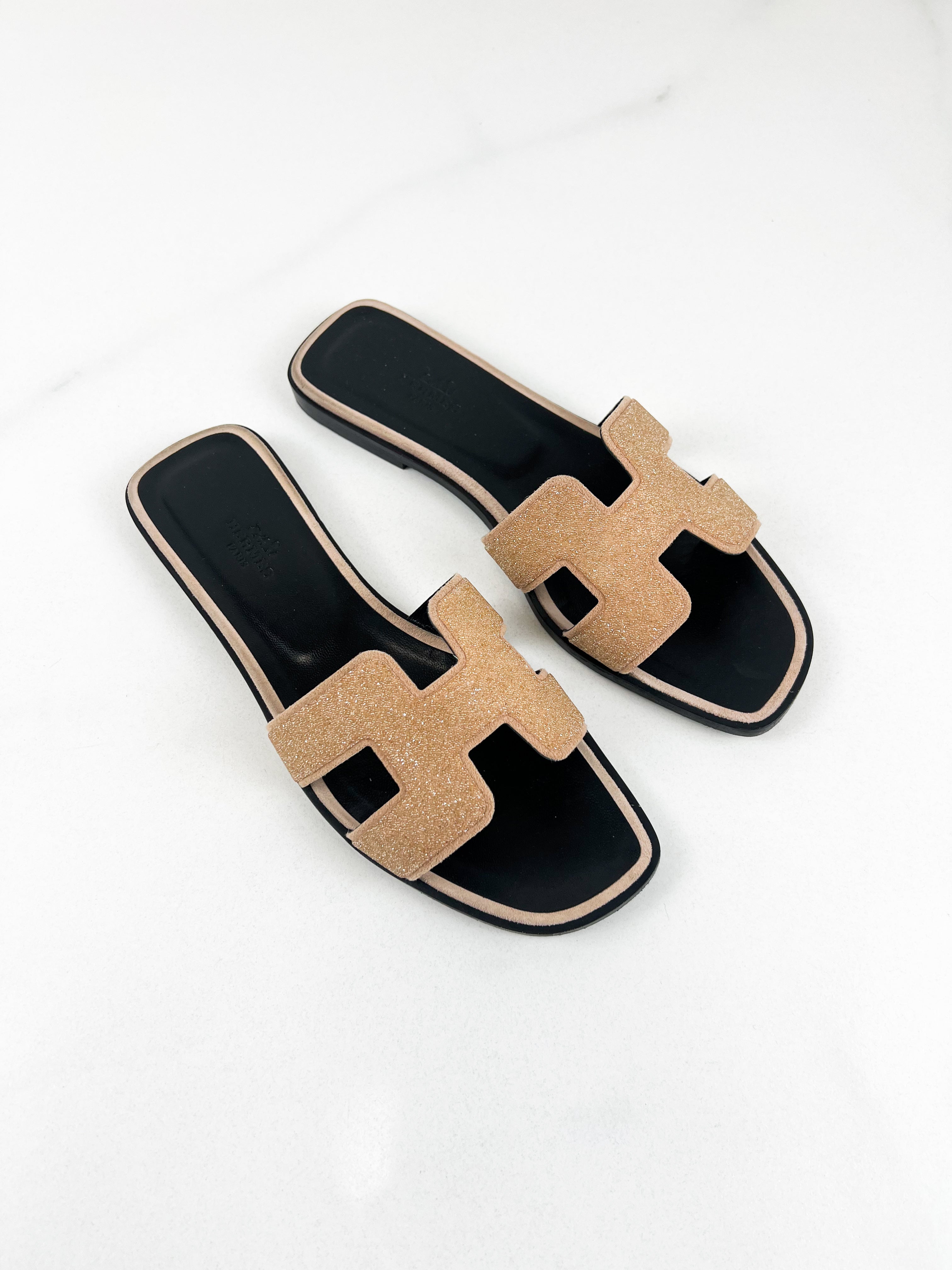 Hermes Oran Sandal in Beige Glitter Size 38