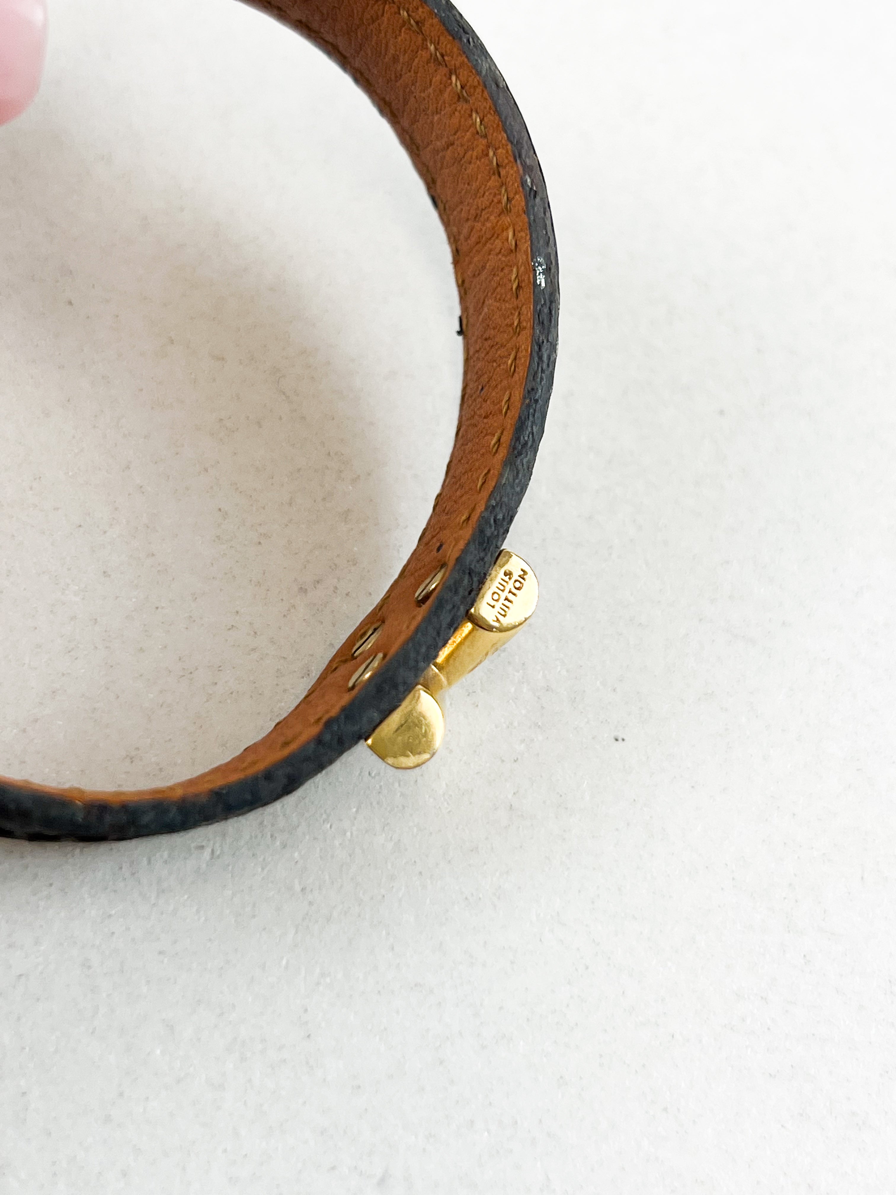 Louis Vuitton Essential V Bracelet