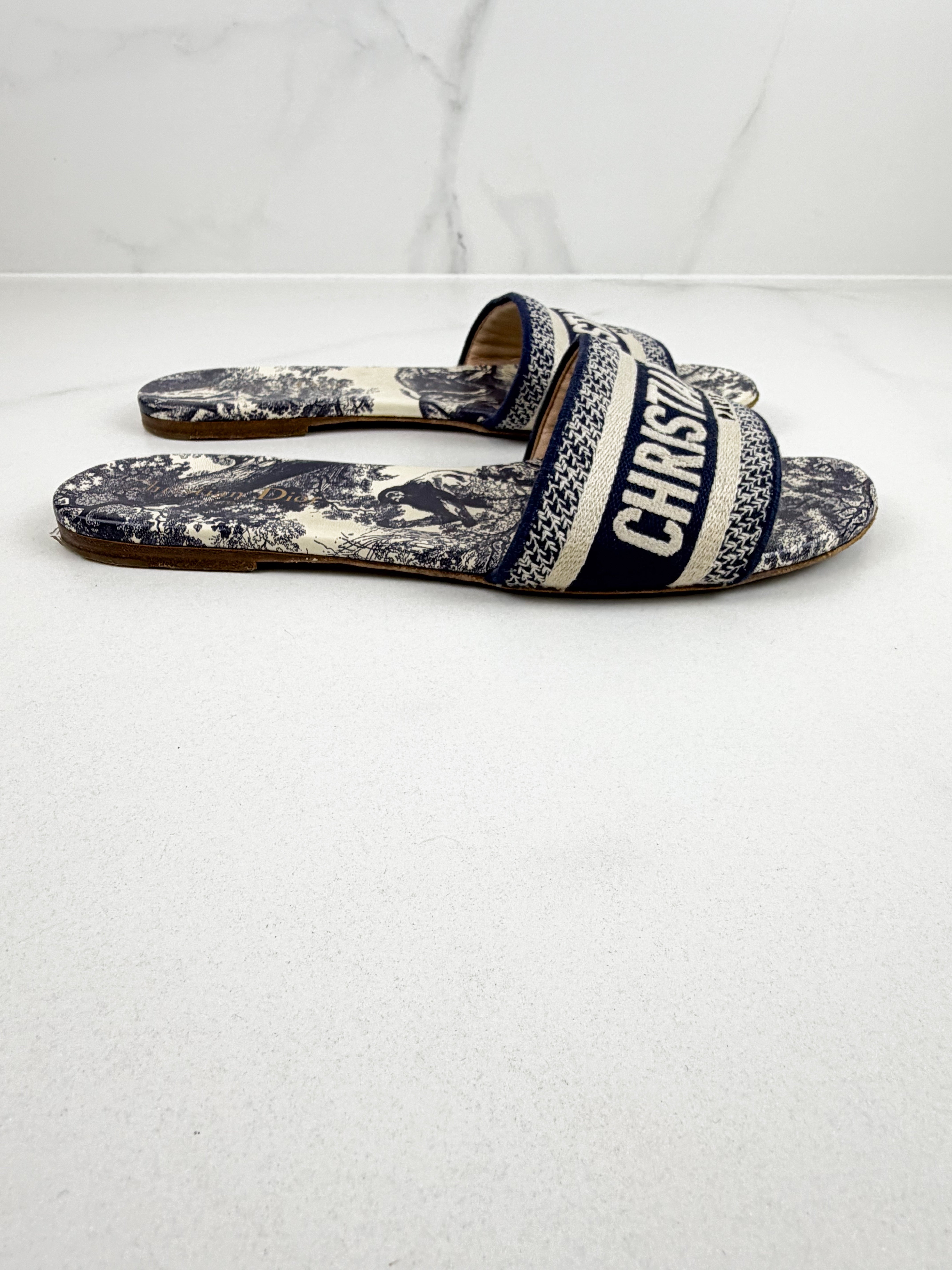 Christian Dior Navy Dway Slides Size 39