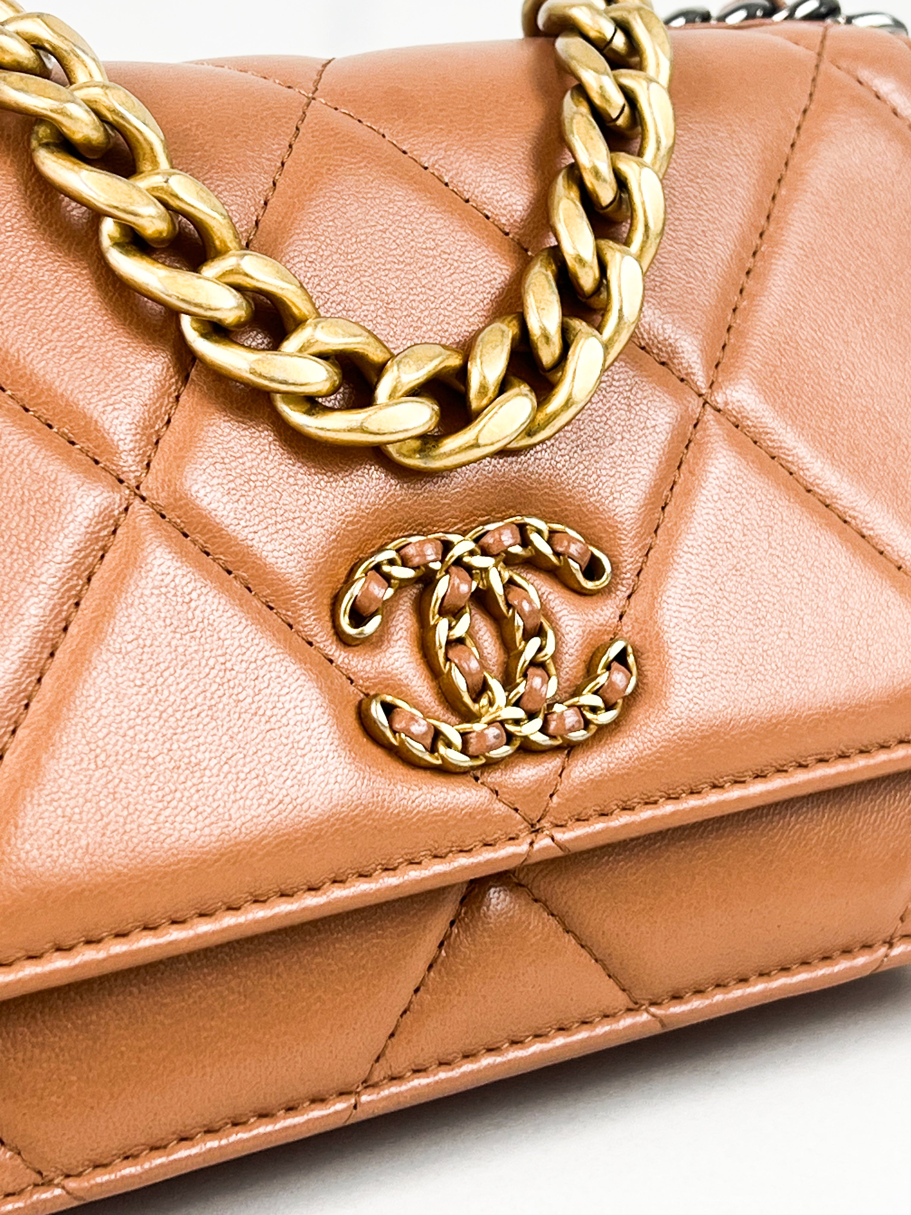 Chanel 19 Wallet on Chain in Beige Calfskin Leather