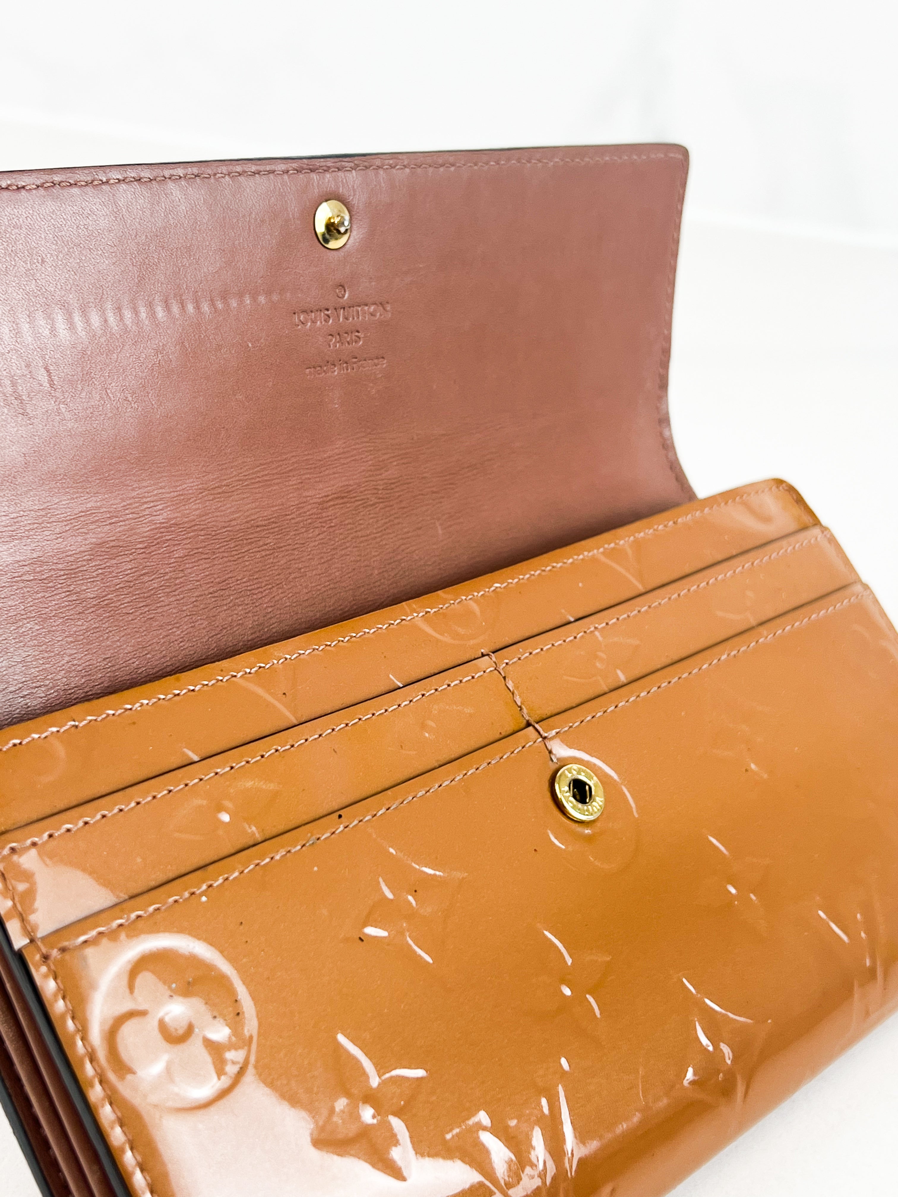 Louis Vuitton Sarah Wallet in Patent Nude Monogram Empreinte