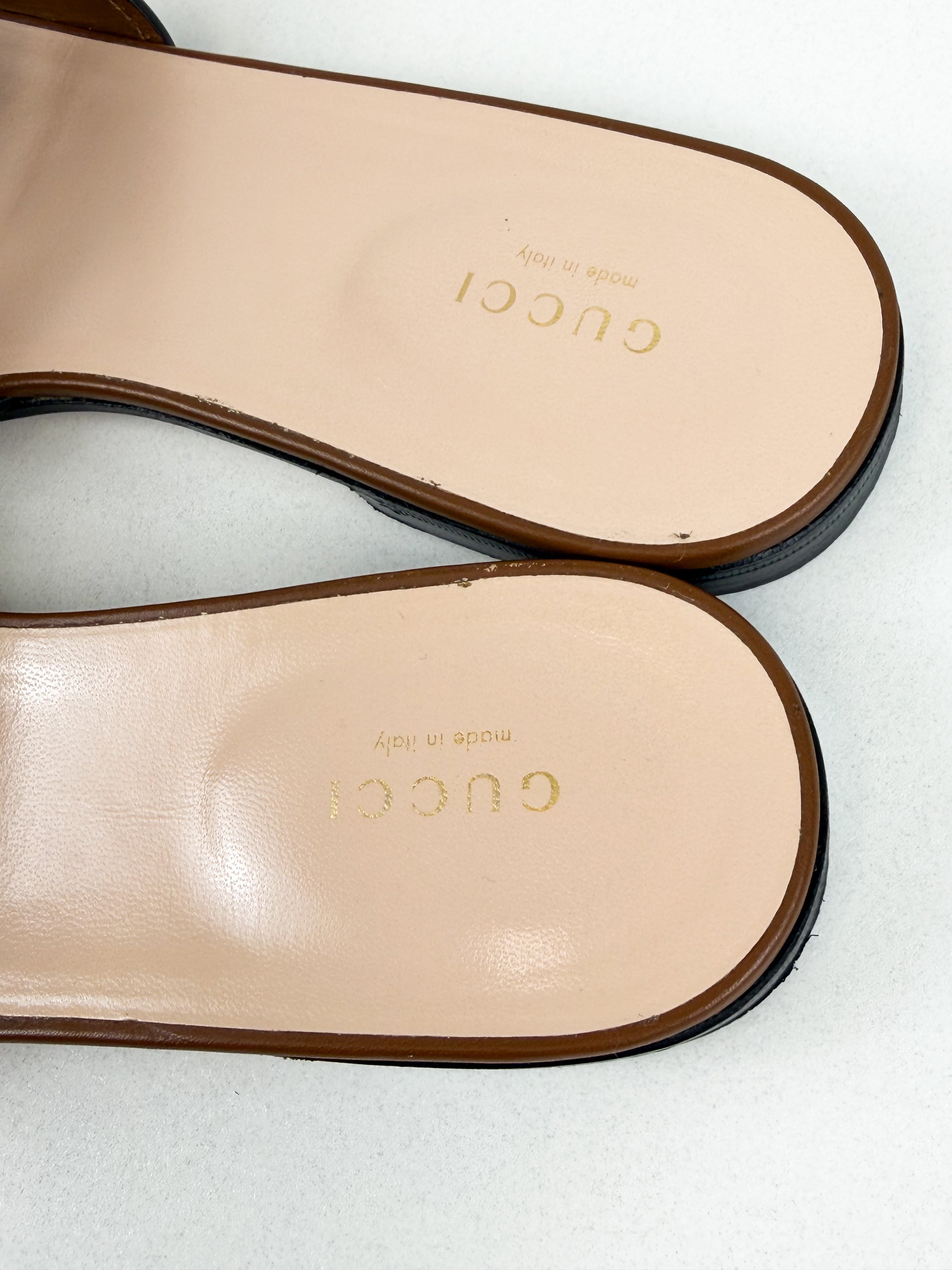 Gucci Tan Interlocking G Slides Size 40