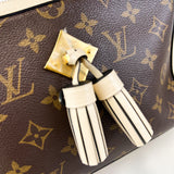 Louis Vuitton Saintogne in Beige Monogram Canvas