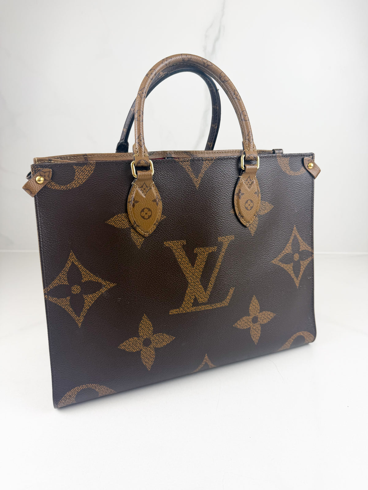 Louis Vuitton Reverse Onthego MM