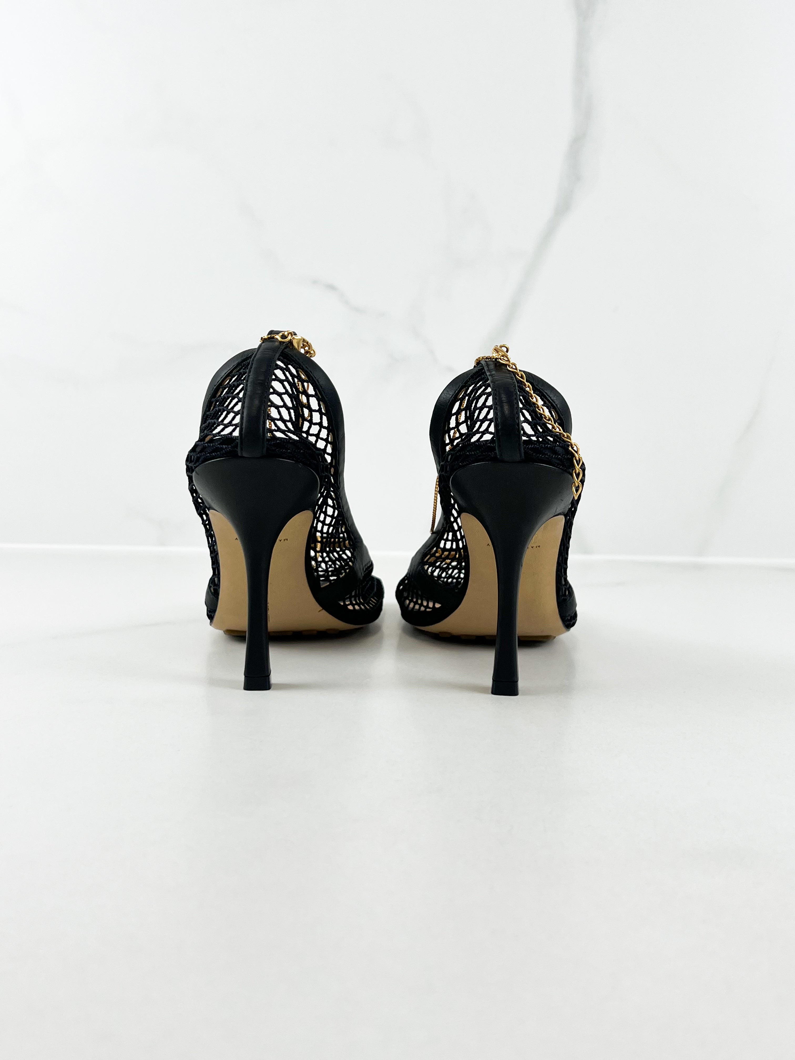 Bottega Veneta Stretch Pump Size 39