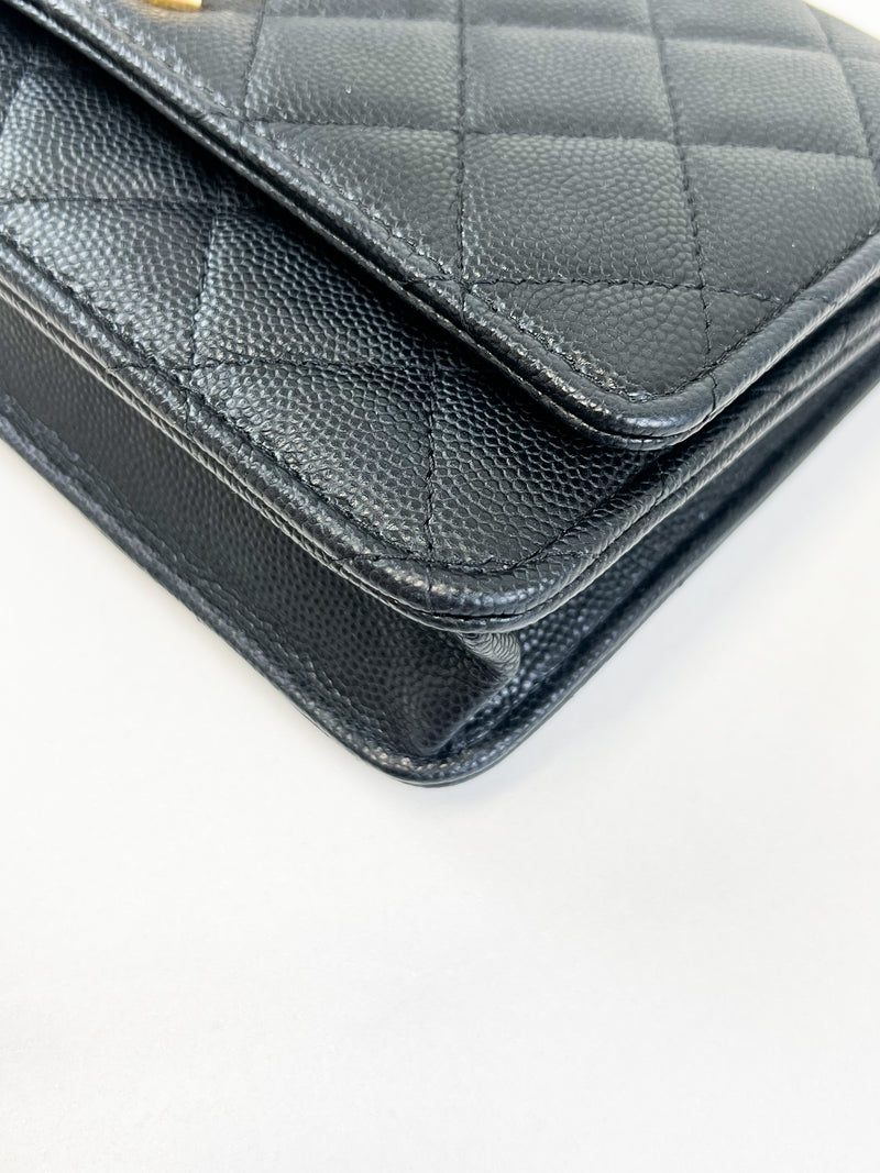 Chanel Black Caviar CC Classic Wallet On Chain GHW