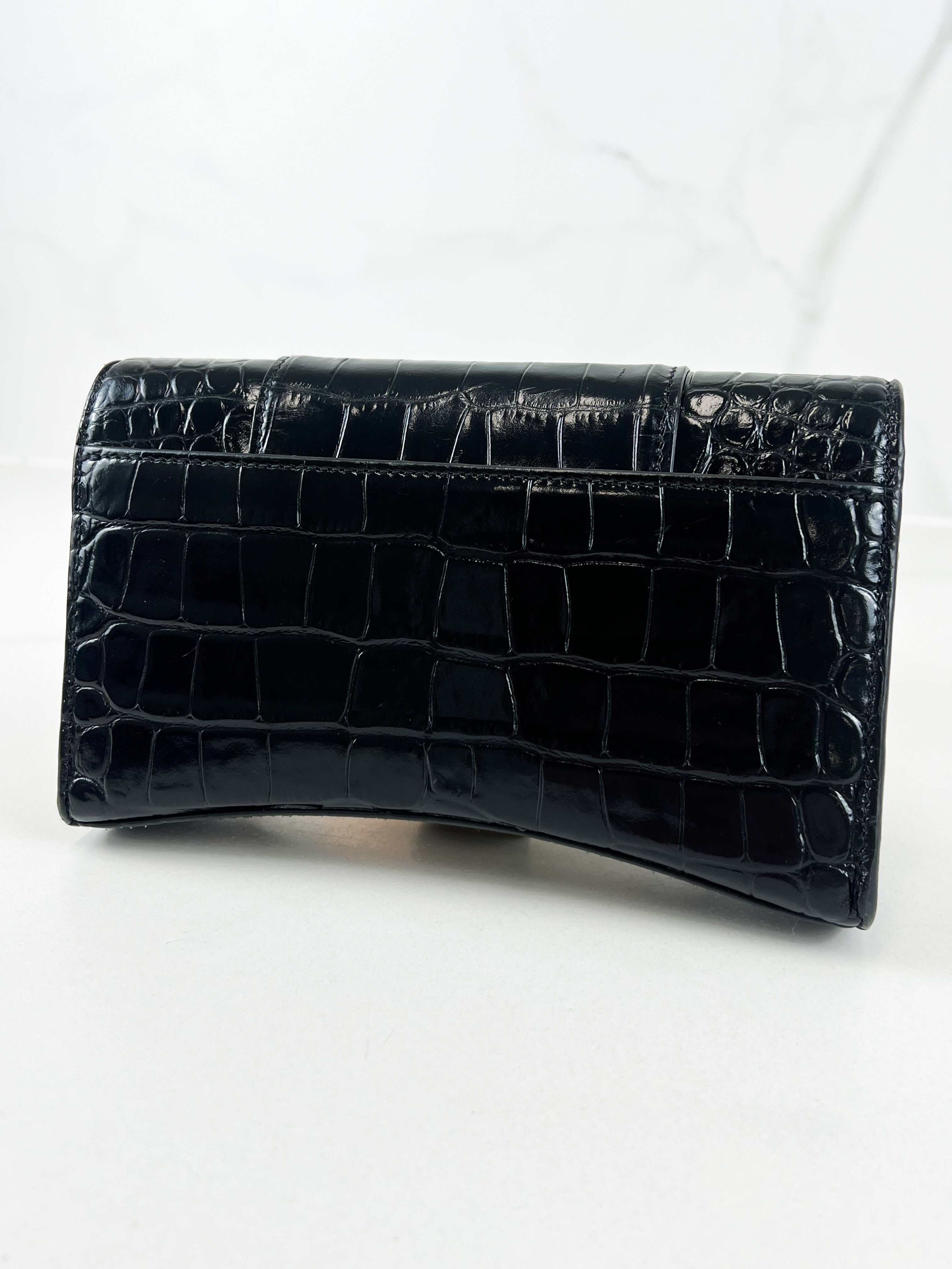 Balenciaga Hourglass Wallet on Chain In Black