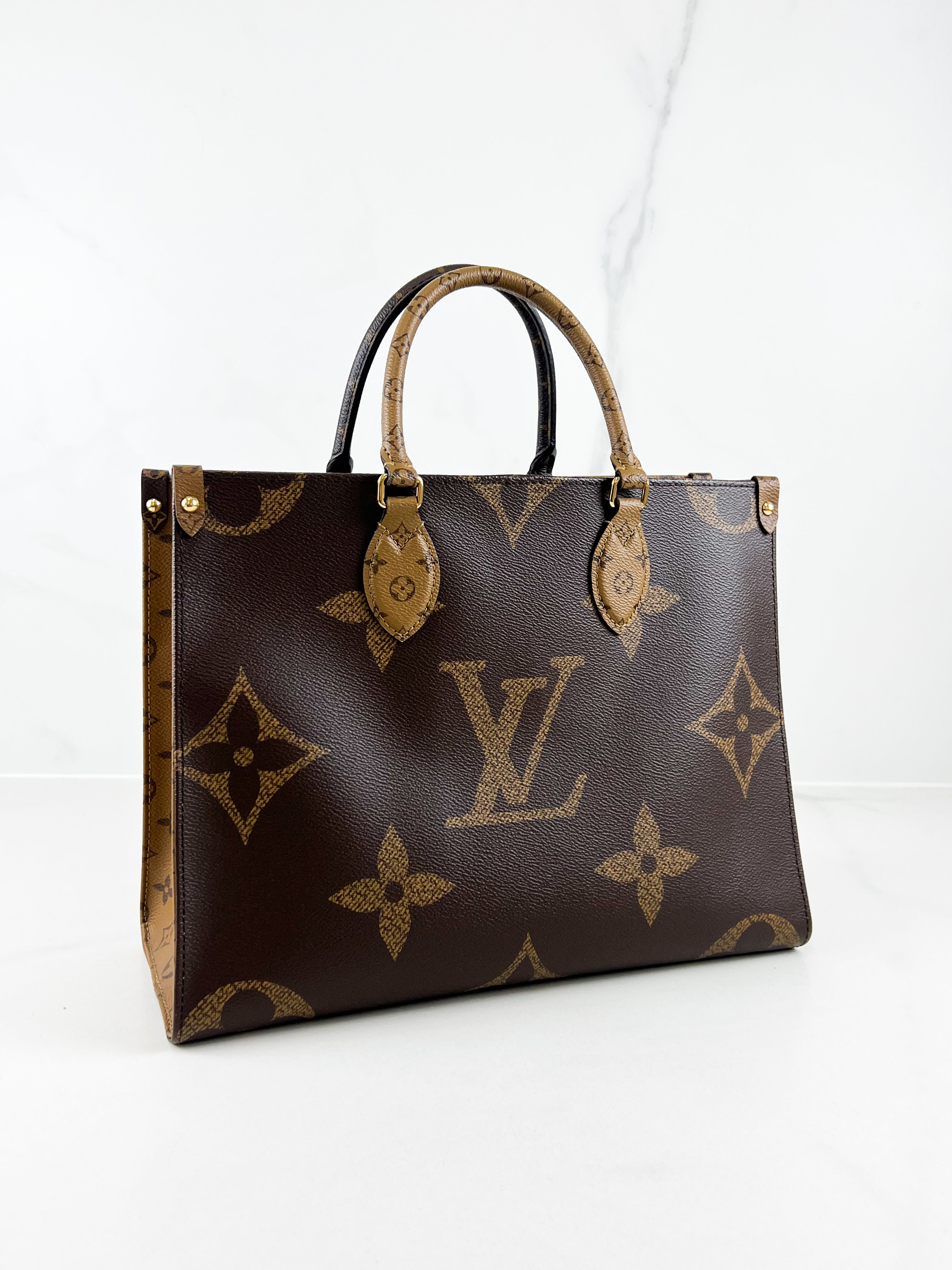 Louis Vuitton Reverse Onthego MM