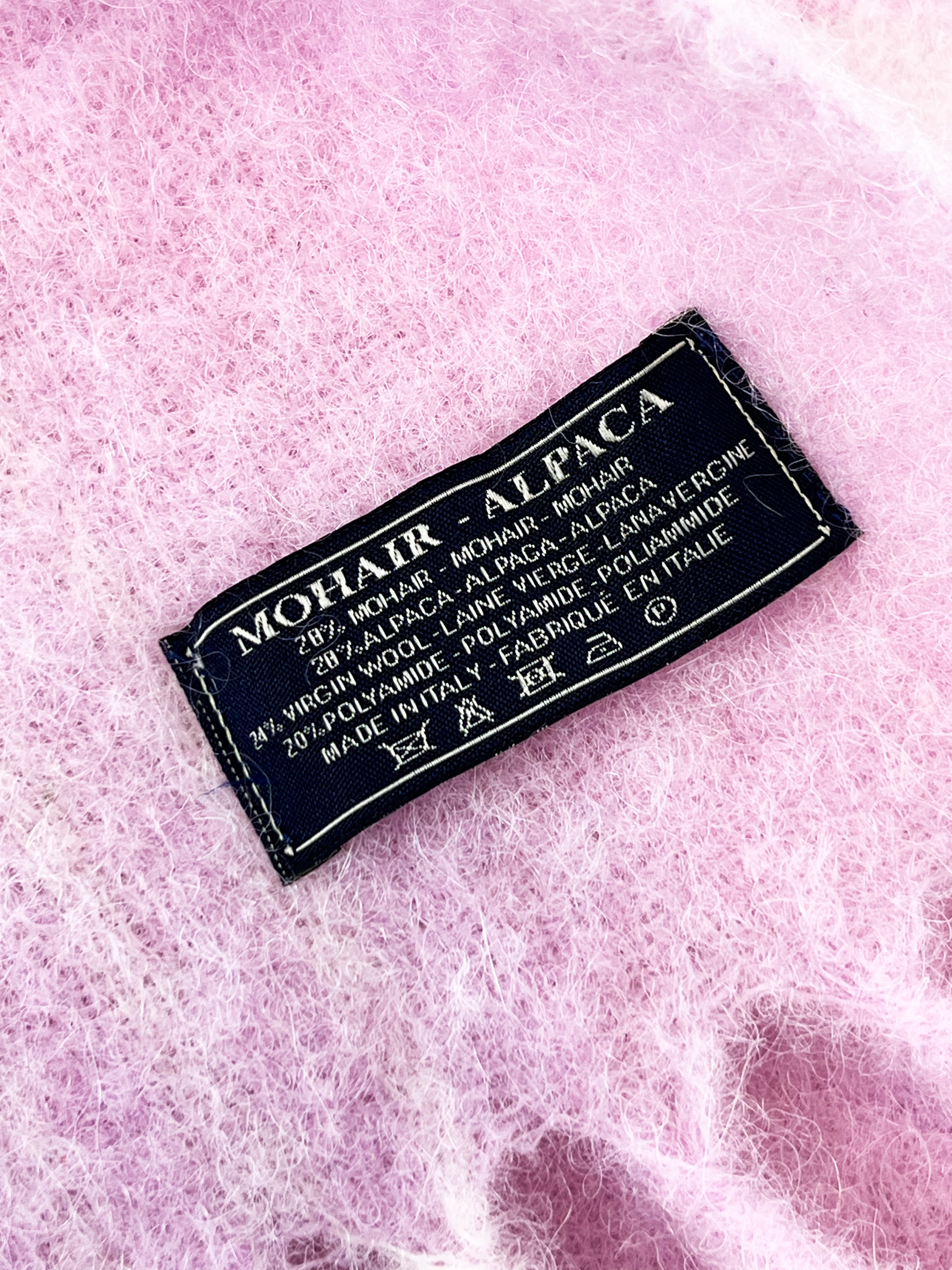 Jacquemus Wool-Blend Scarf in Pink / White