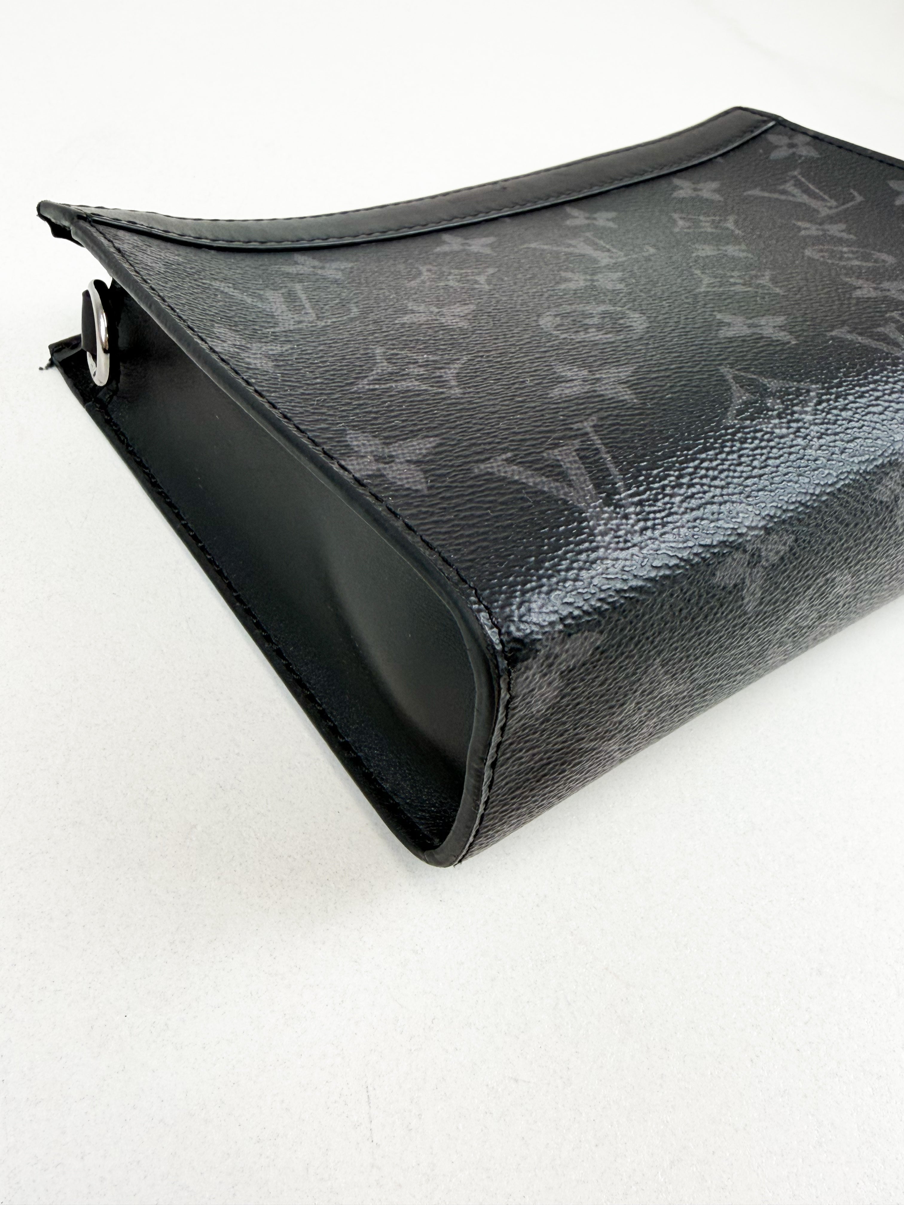Louis Vuitton Gaston Wearable Wallet