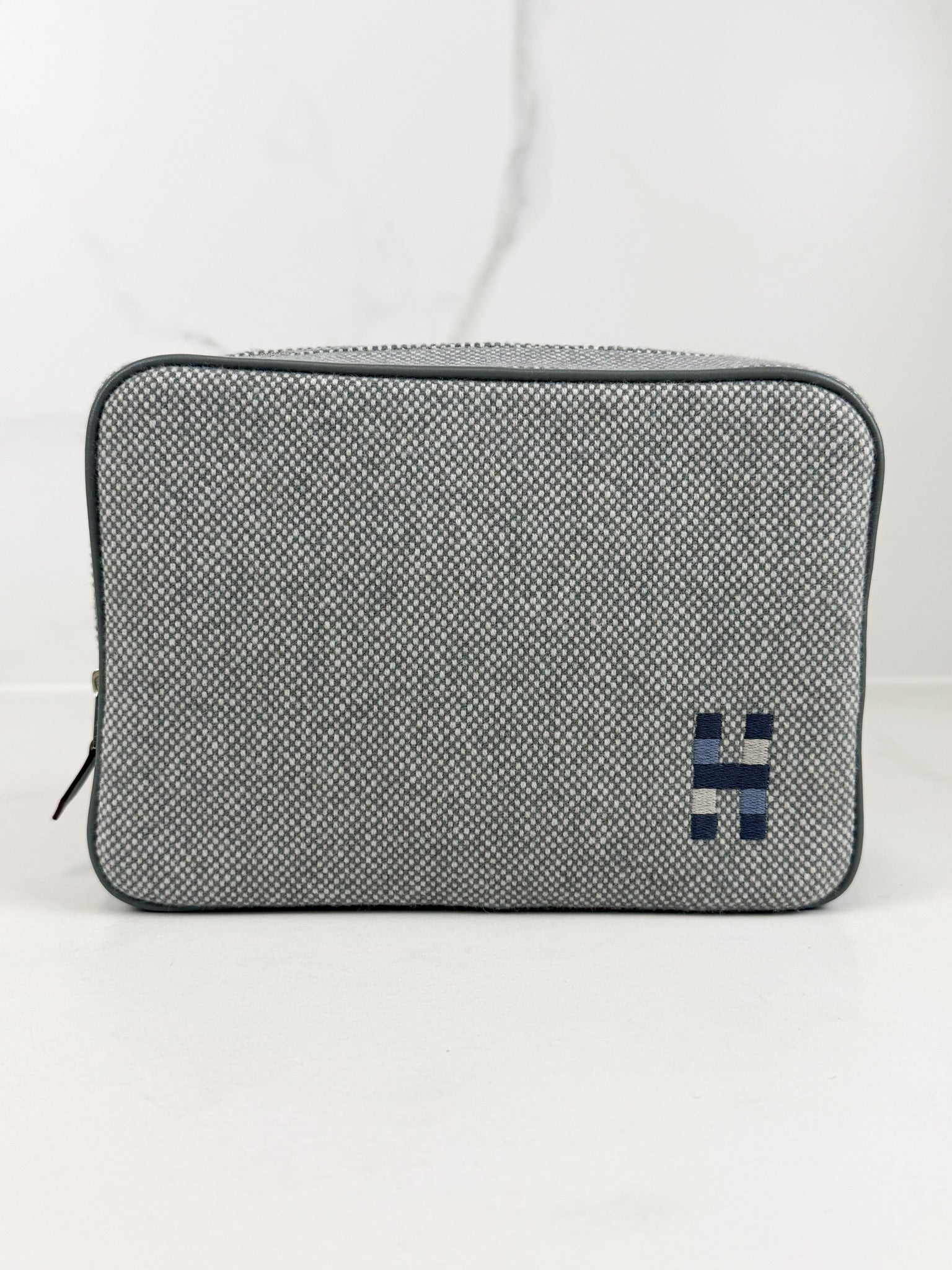 Hermes Chapitre H Cavalier Case in Gris