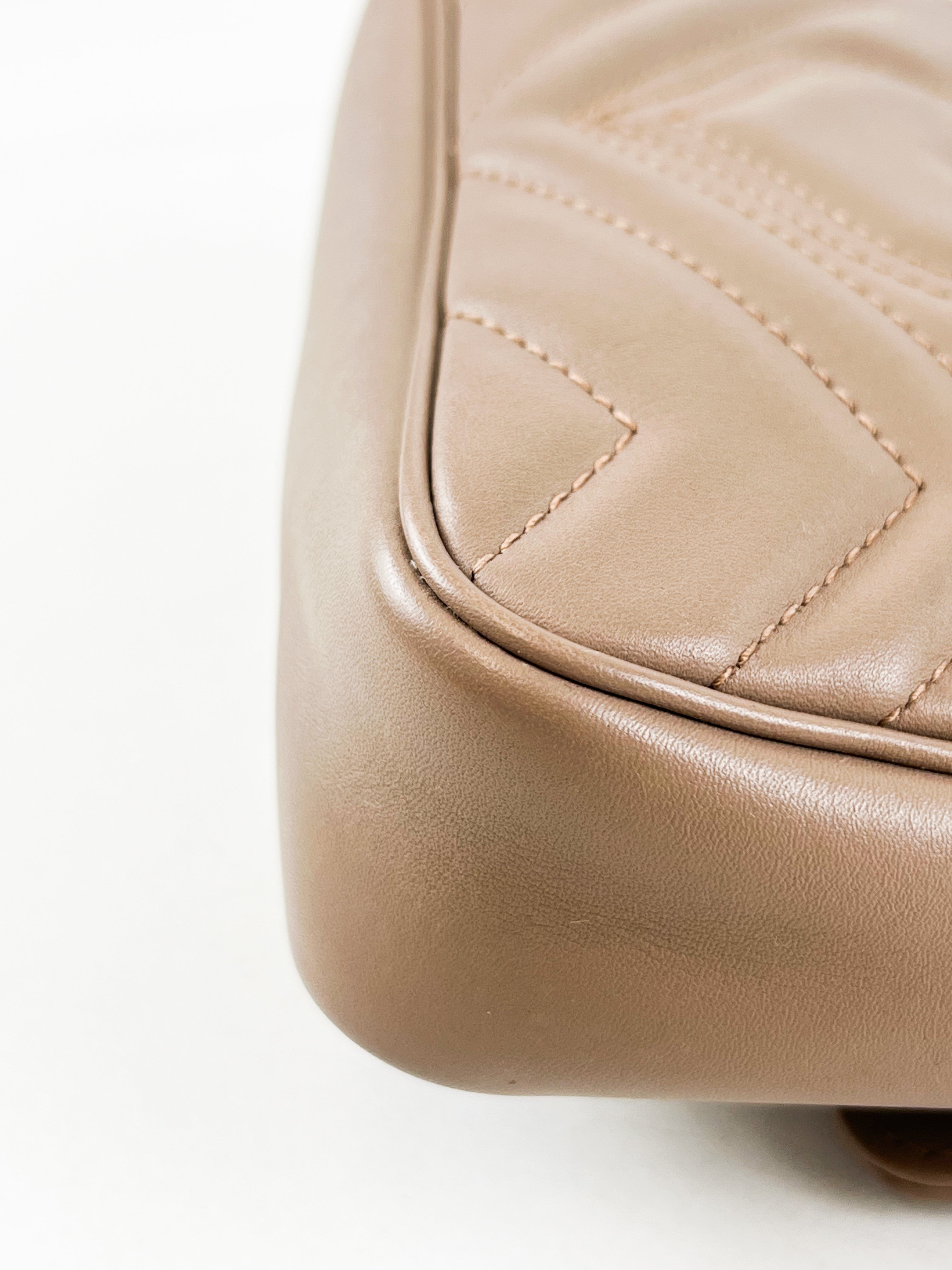 Gucci GG Marmont Matelasse Super Mini Bag