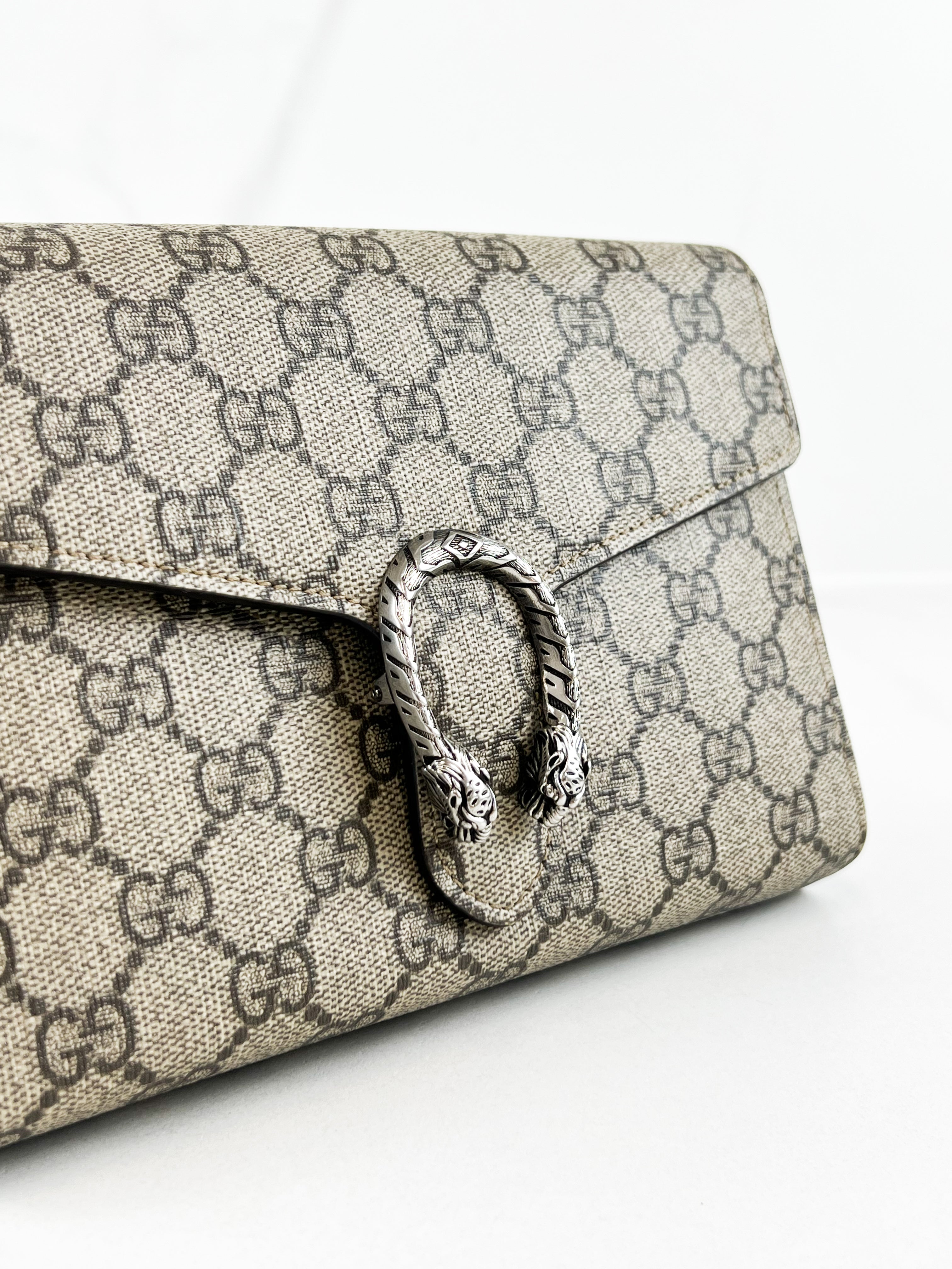 Gucci Dionysus GG Supreme Chain Wallet