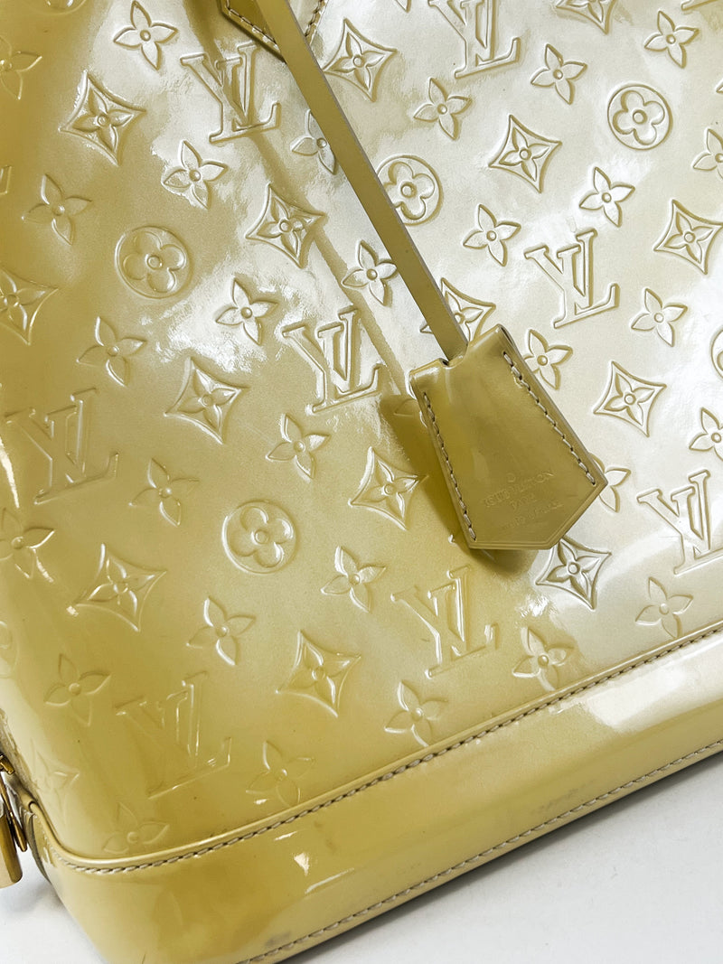 Louis Vuitton Alma GM in Vernis Leather