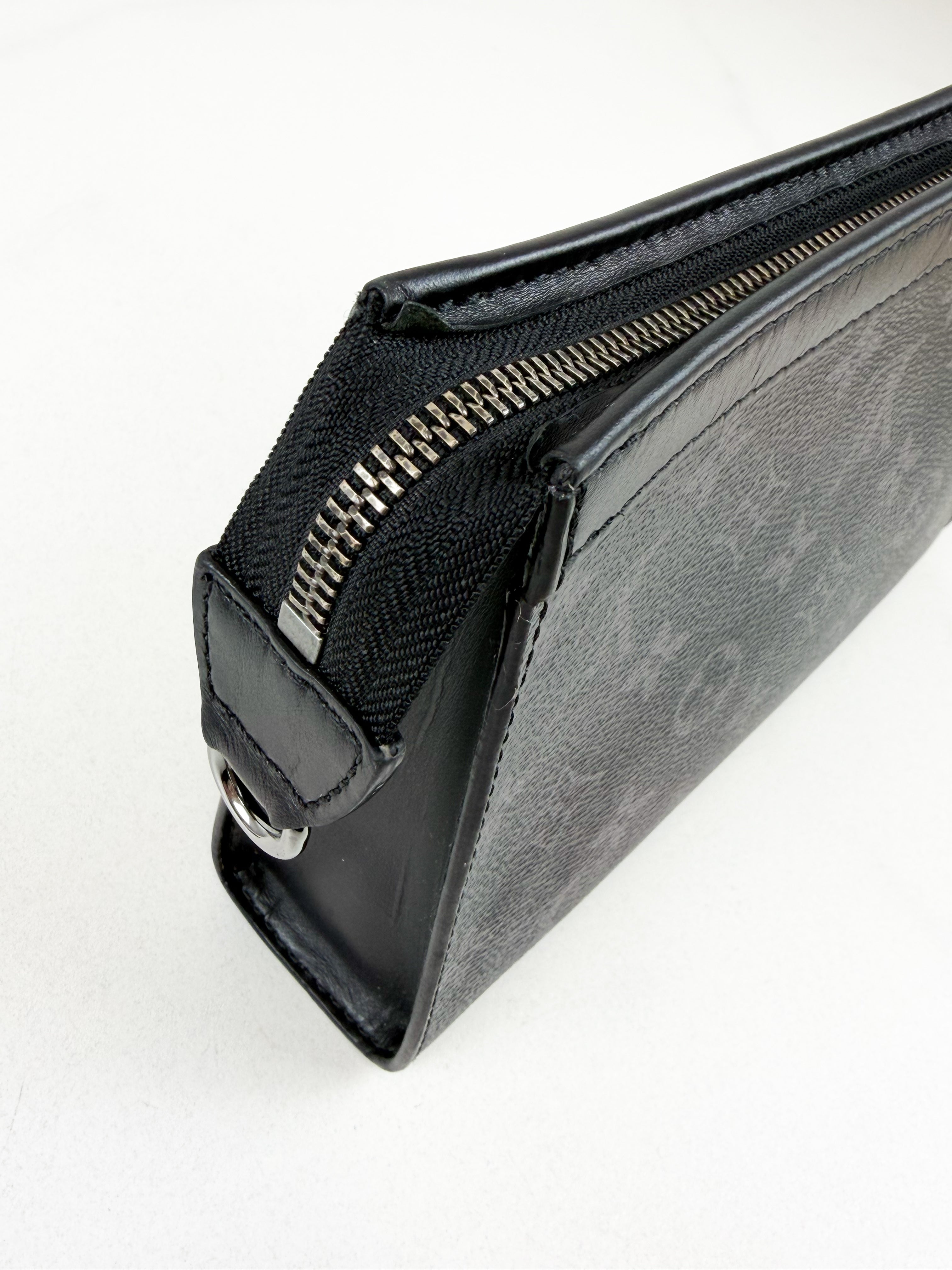 Louis Vuitton Gaston Wearable Wallet
