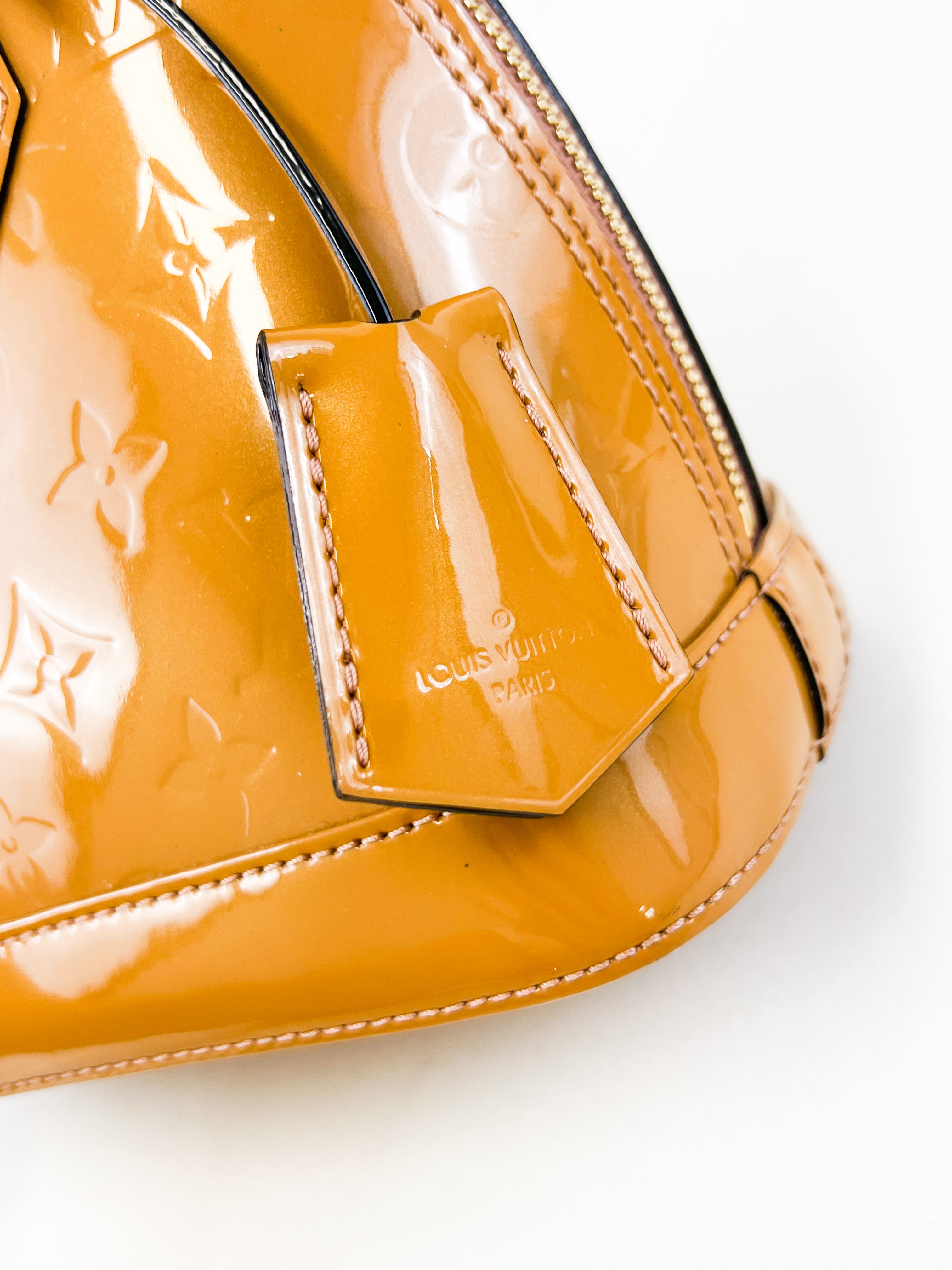 Louis Vuitton Alma BB in Vernis Leather