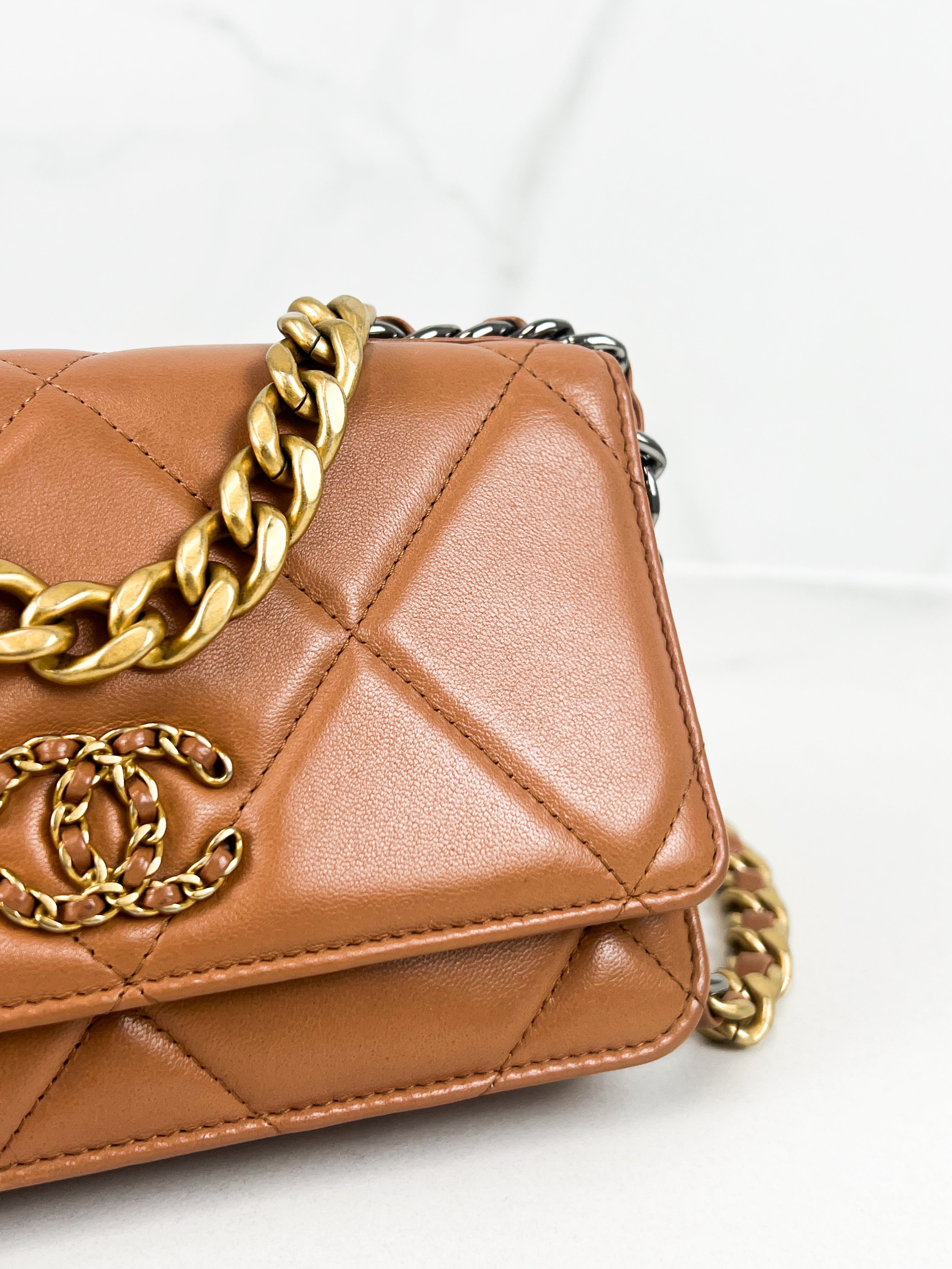 Chanel 19 Wallet on Chain in Beige Calfskin Leather