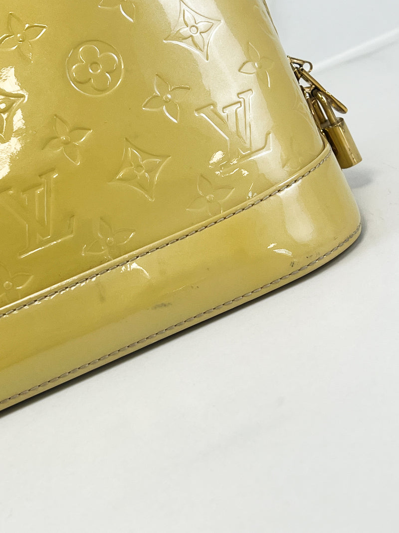 Louis Vuitton Alma GM in Vernis Leather