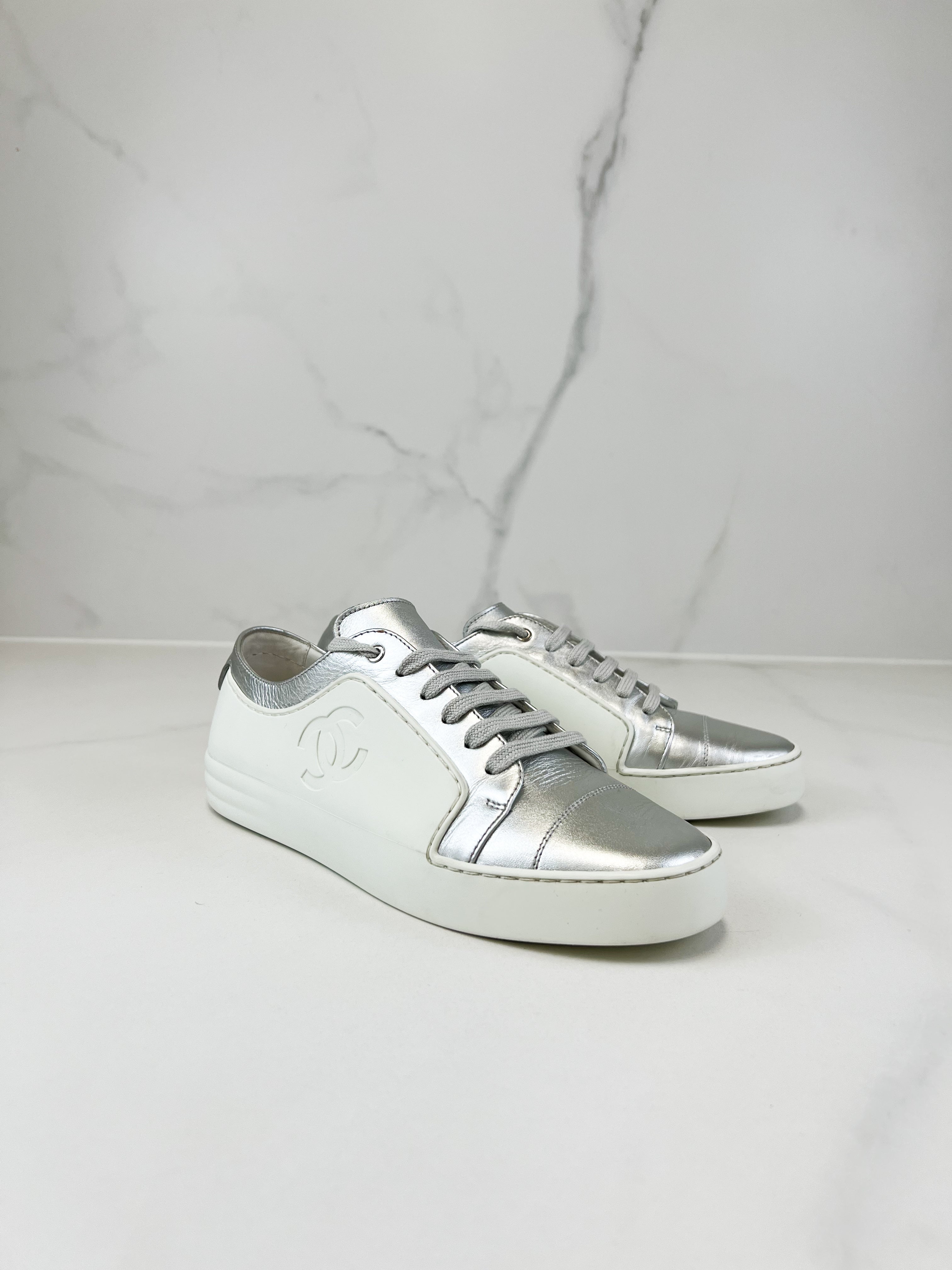 Chanel Low Top CC Sneaker Size 38.5