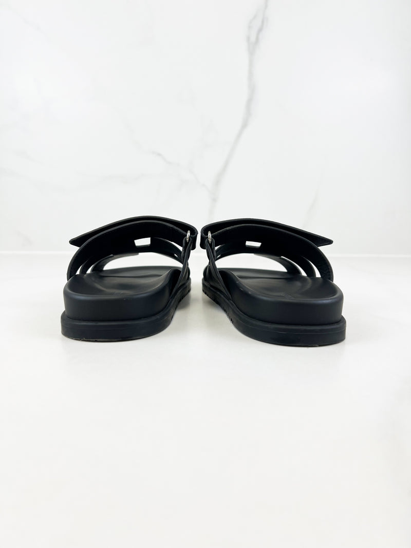 Hermes Chypre Sandals Noir Size 38.5