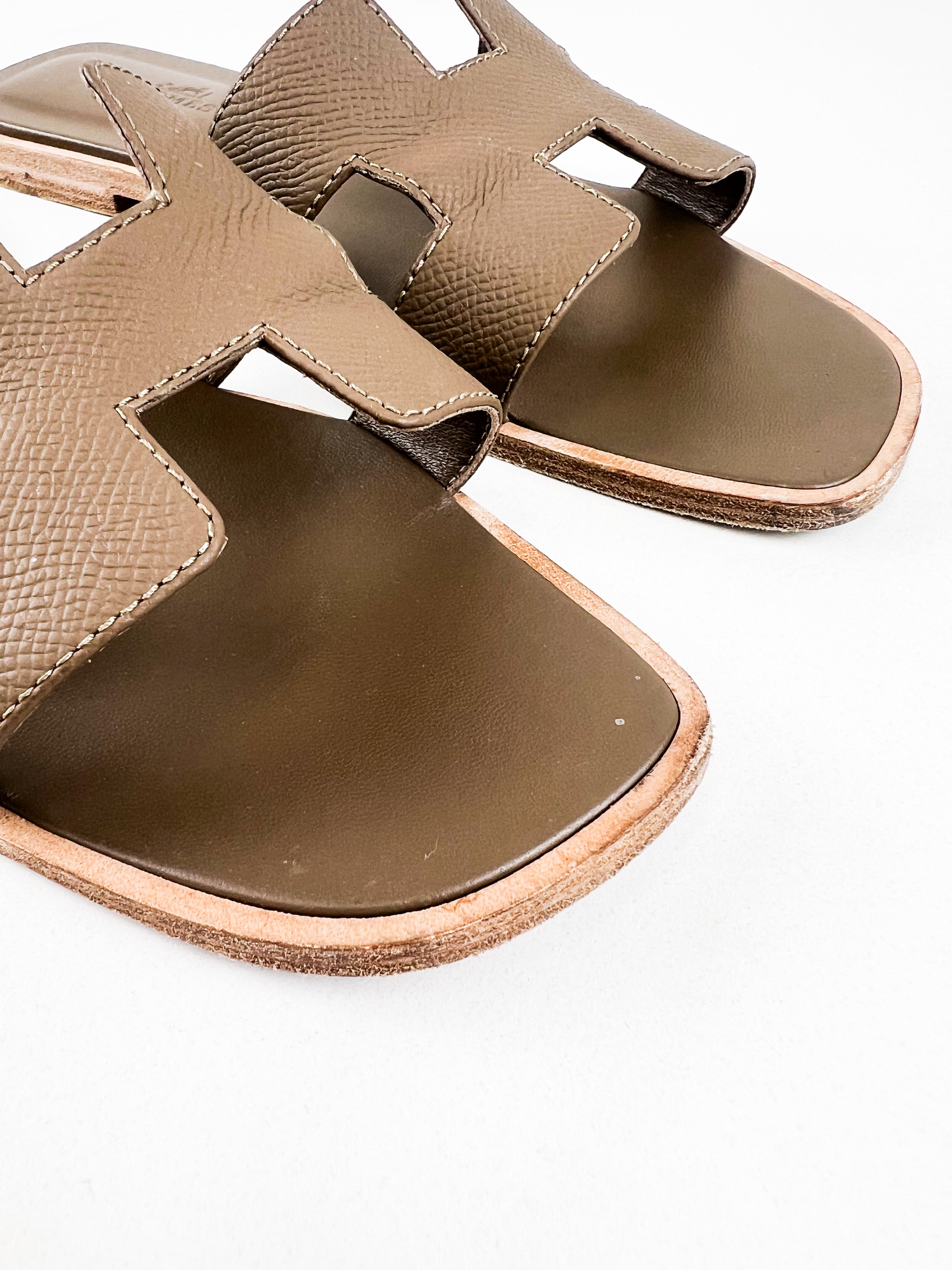 Hermes Oran Sandal in Epsom Etoupe 38