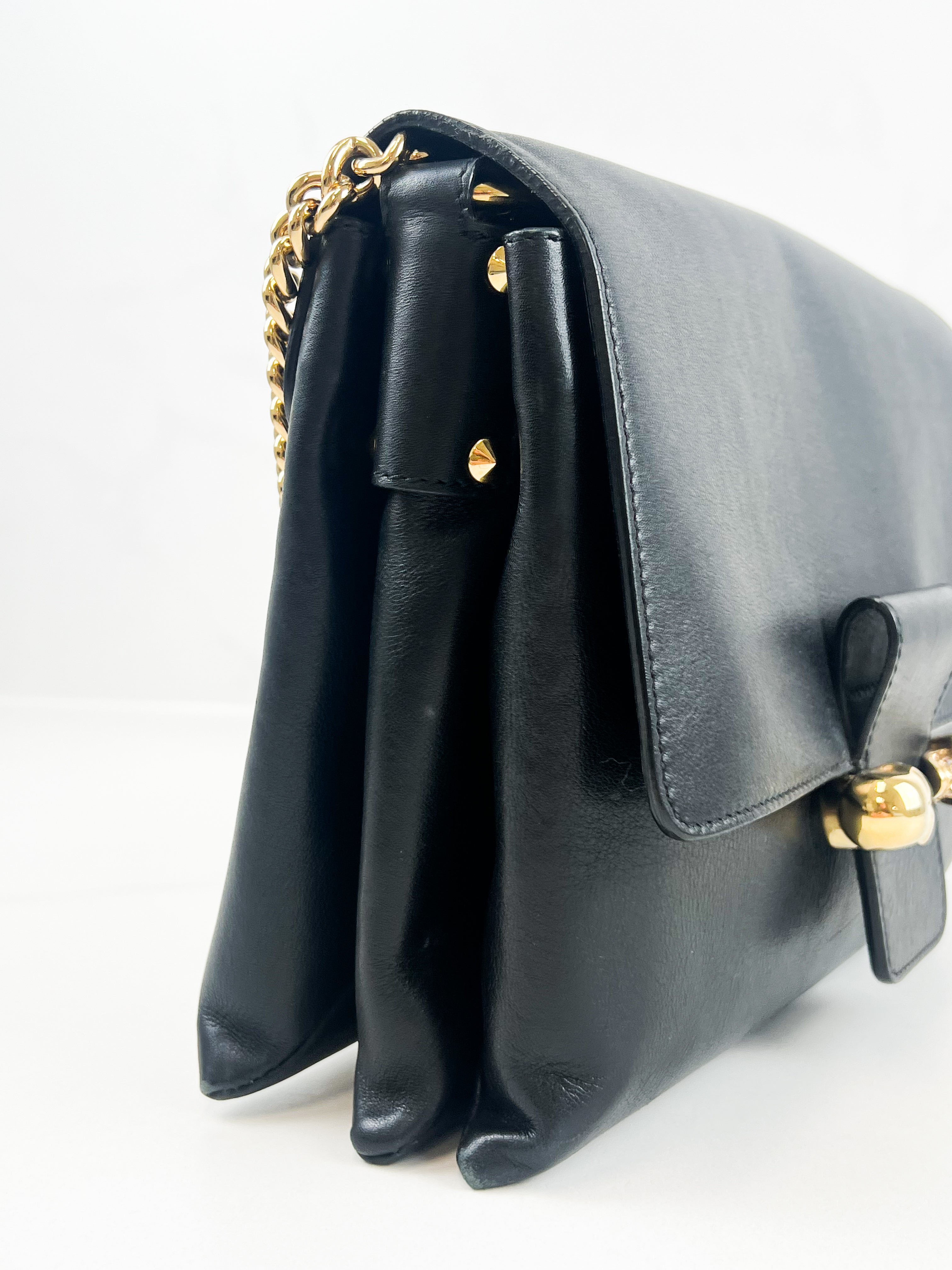 Alexander McQueen Twin Skull Crossbody Bag in Black