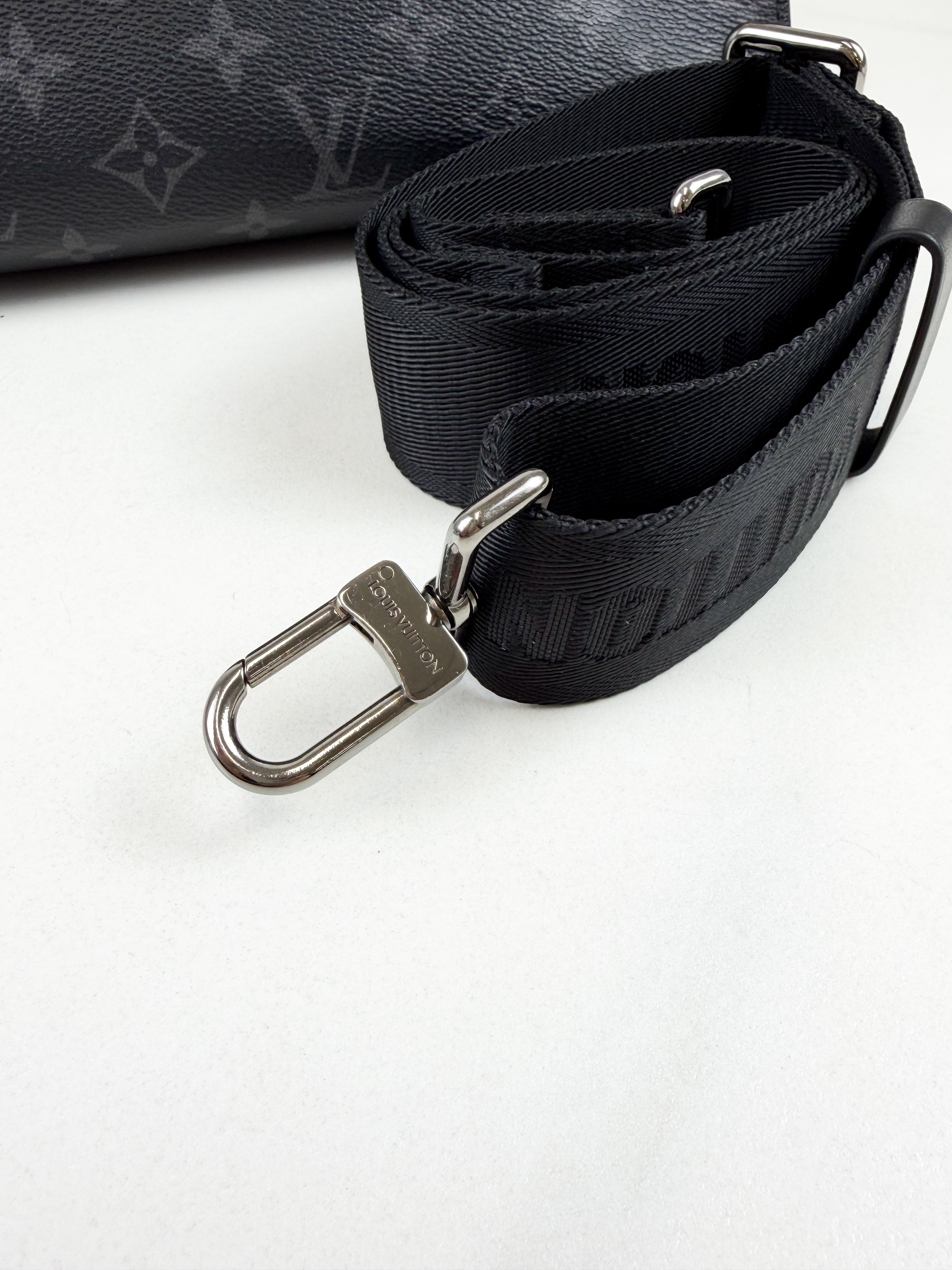 Louis Vuitton Gaston Wearable Wallet