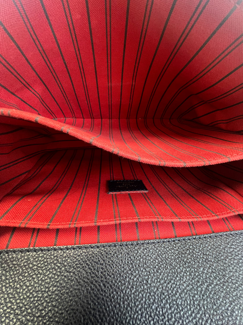 Louis Vuitton Pochette Metis in Marine Rouge