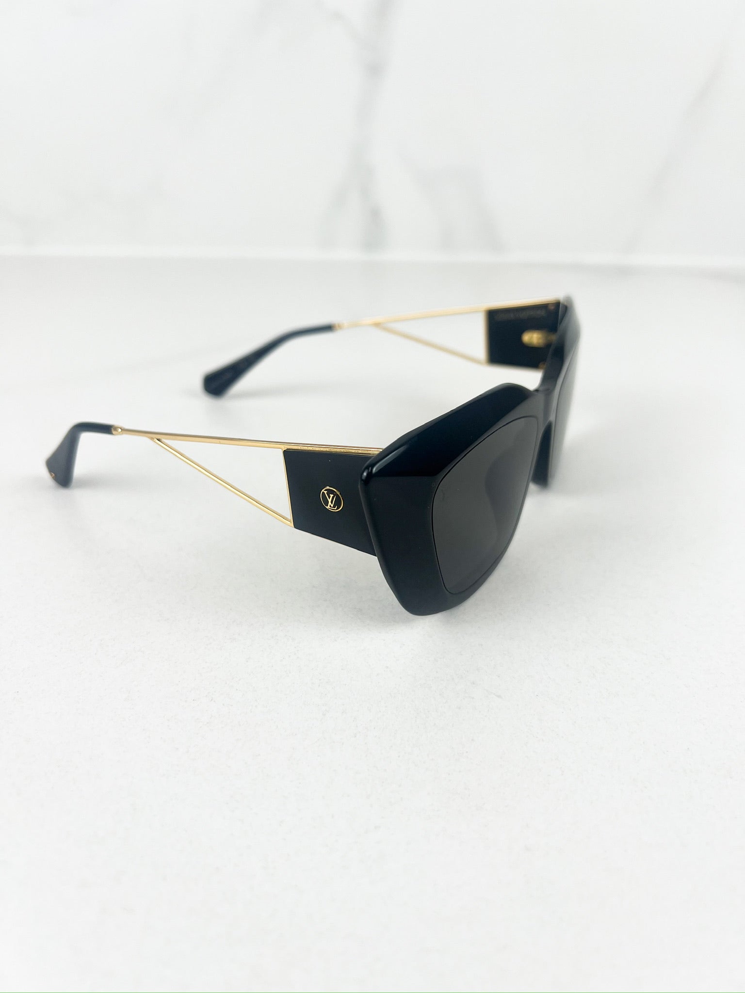 Louis Vuitton Arizona Dream Cat Eye Sunglasses Z1220W