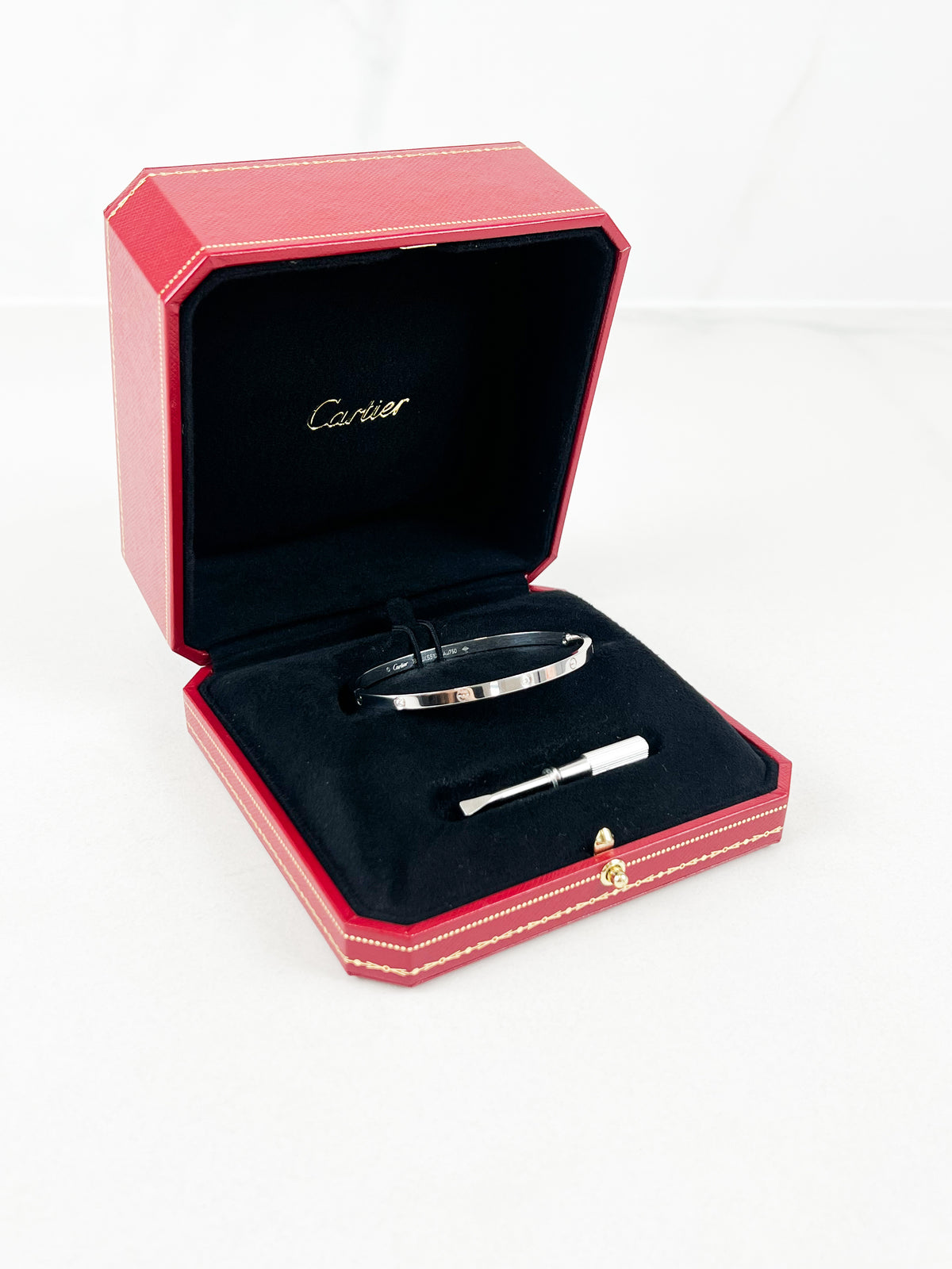 Cartier Small Model Love Bracelet 6 Diamond in White Gold Size 18
