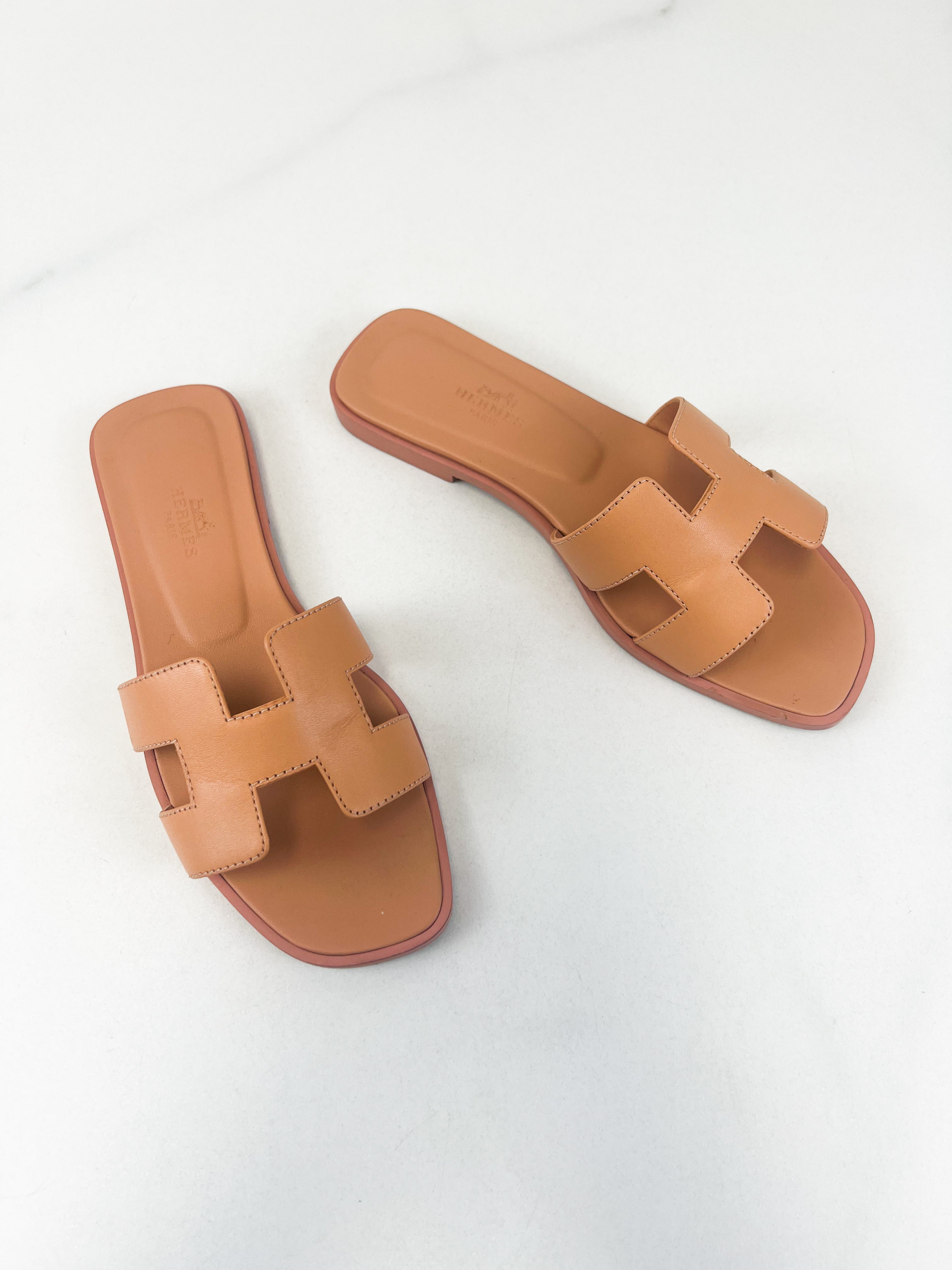 Hermes Oran Sandal in Burnt Orange Size 35