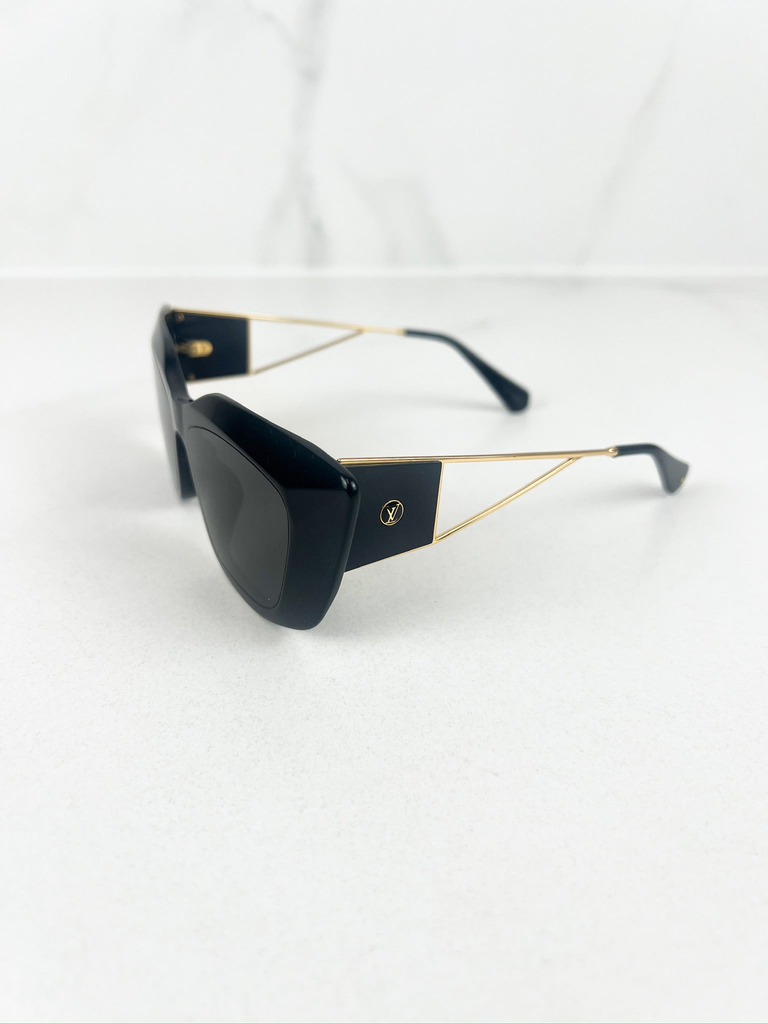 Louis Vuitton Arizona Dream Cat Eye Sunglasses Z1220W