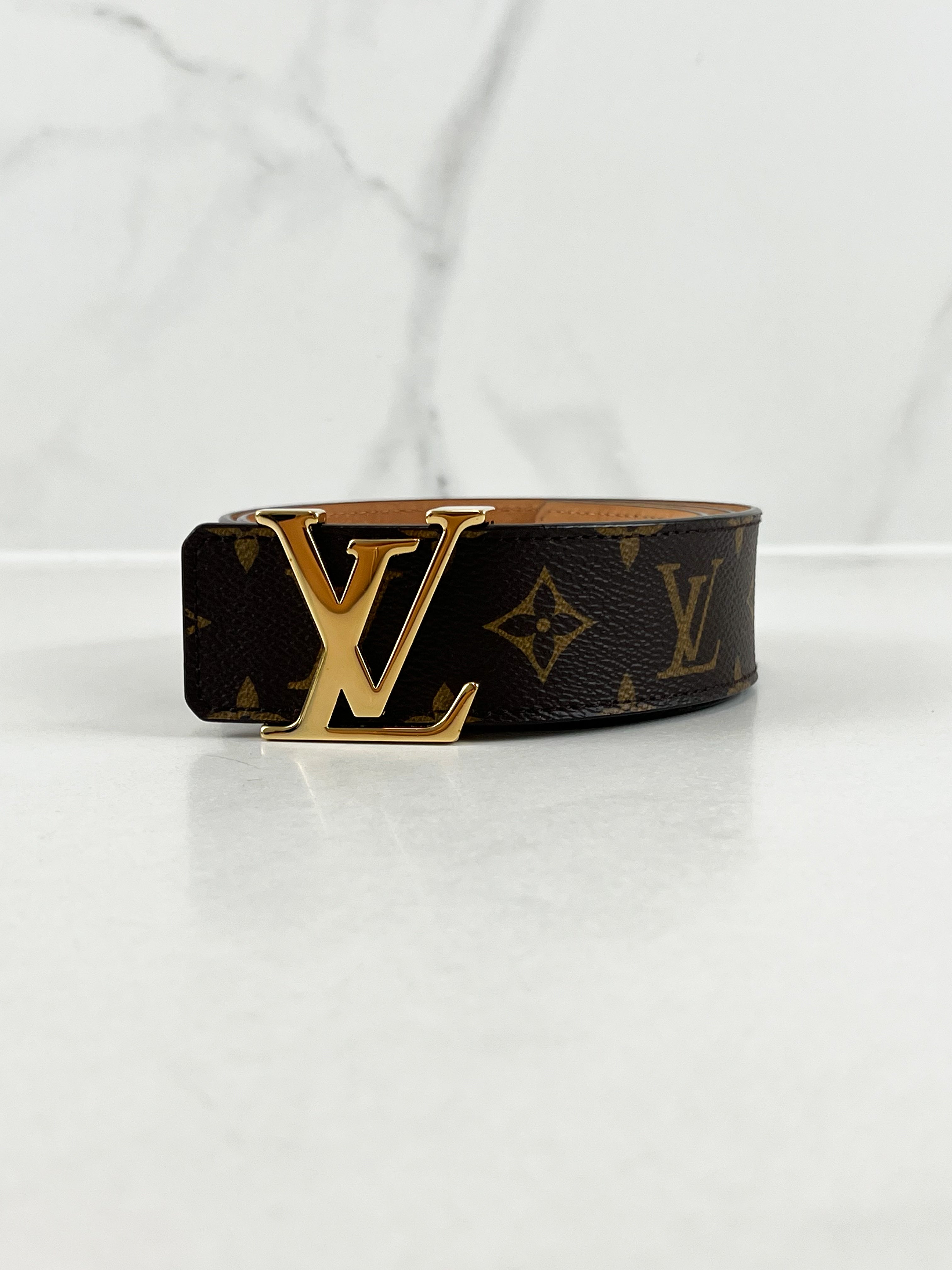 Louis Vuitton Initials 40mm Leather Belt Size 80