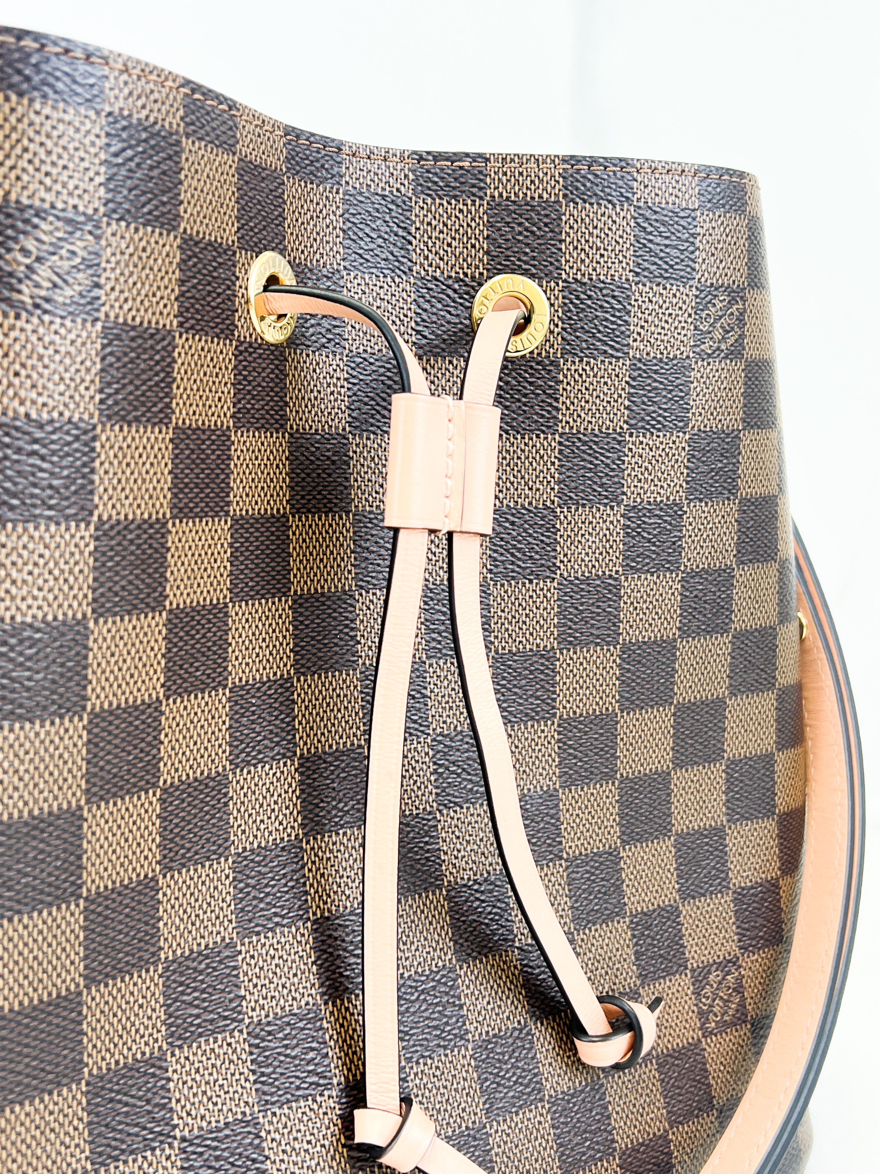 Louis Vuitton Neo Noe Monogram