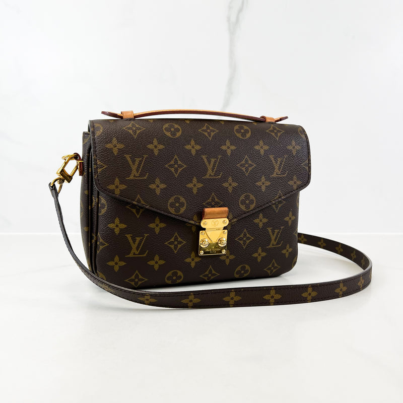 Louis Vuitton Monogram Canvas Pochette Metis Shopluxe Consignment