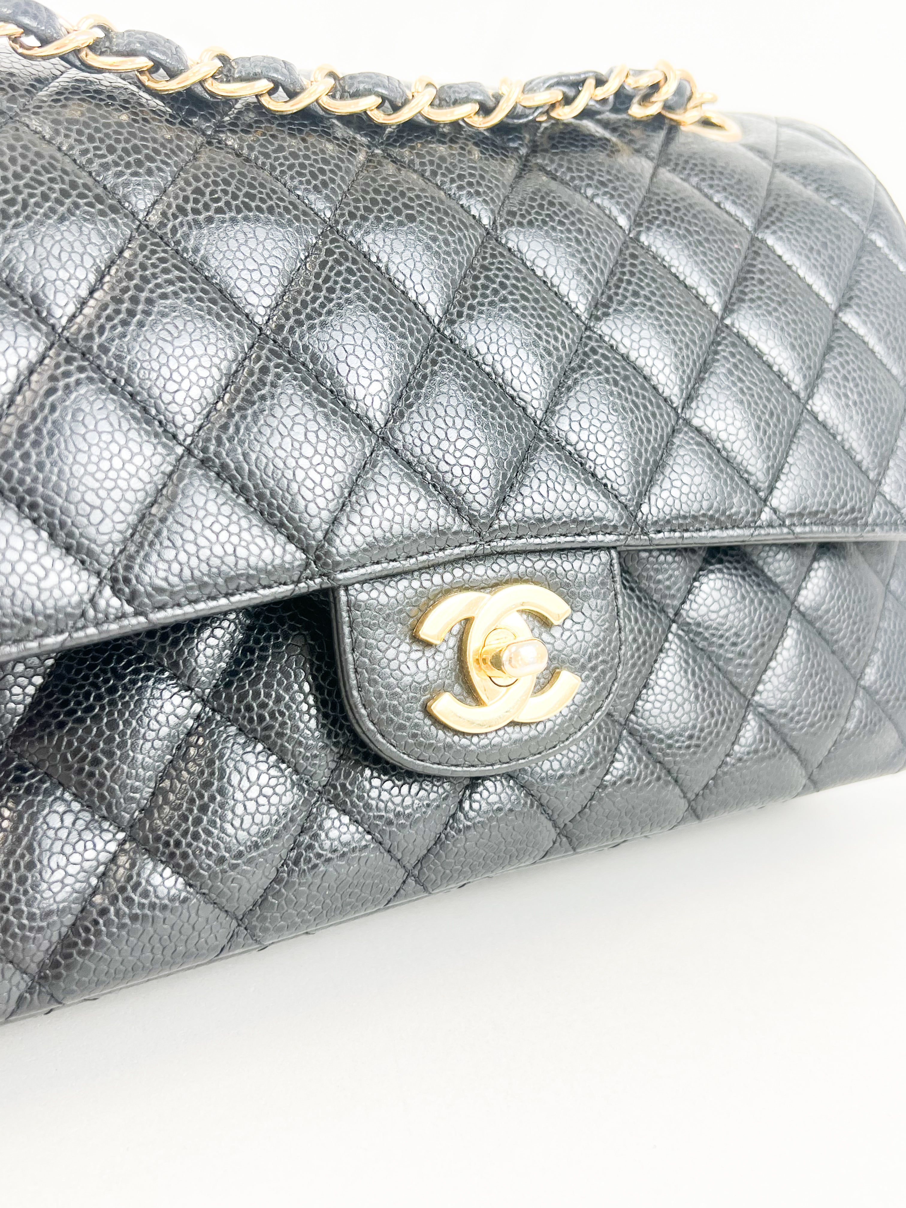 Chanel CC Medium Caviar Black Classic Double Flap Shoulder Bag
